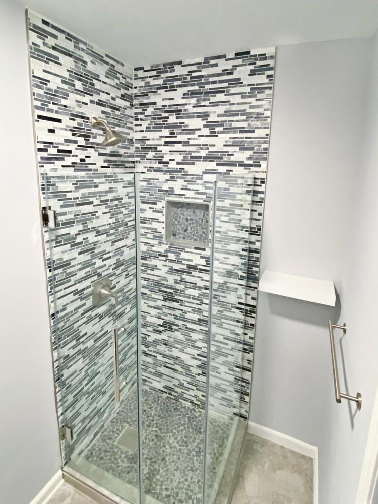 Bathroom(s)