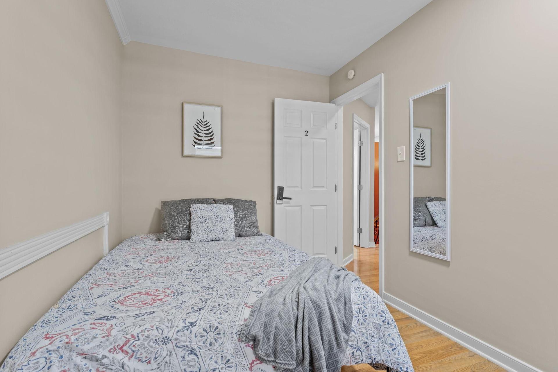 Cozy, comfortable room