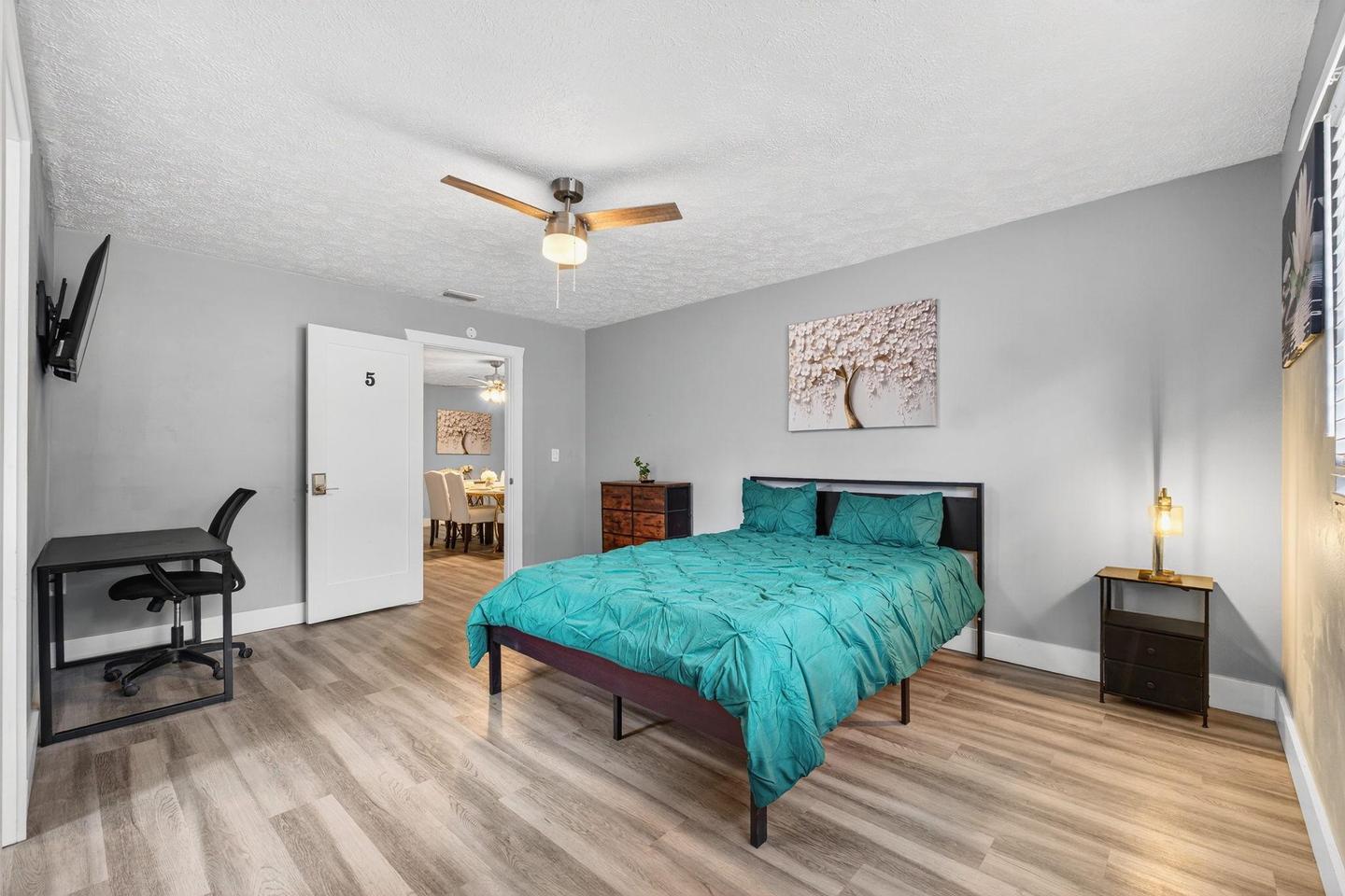 bedroom