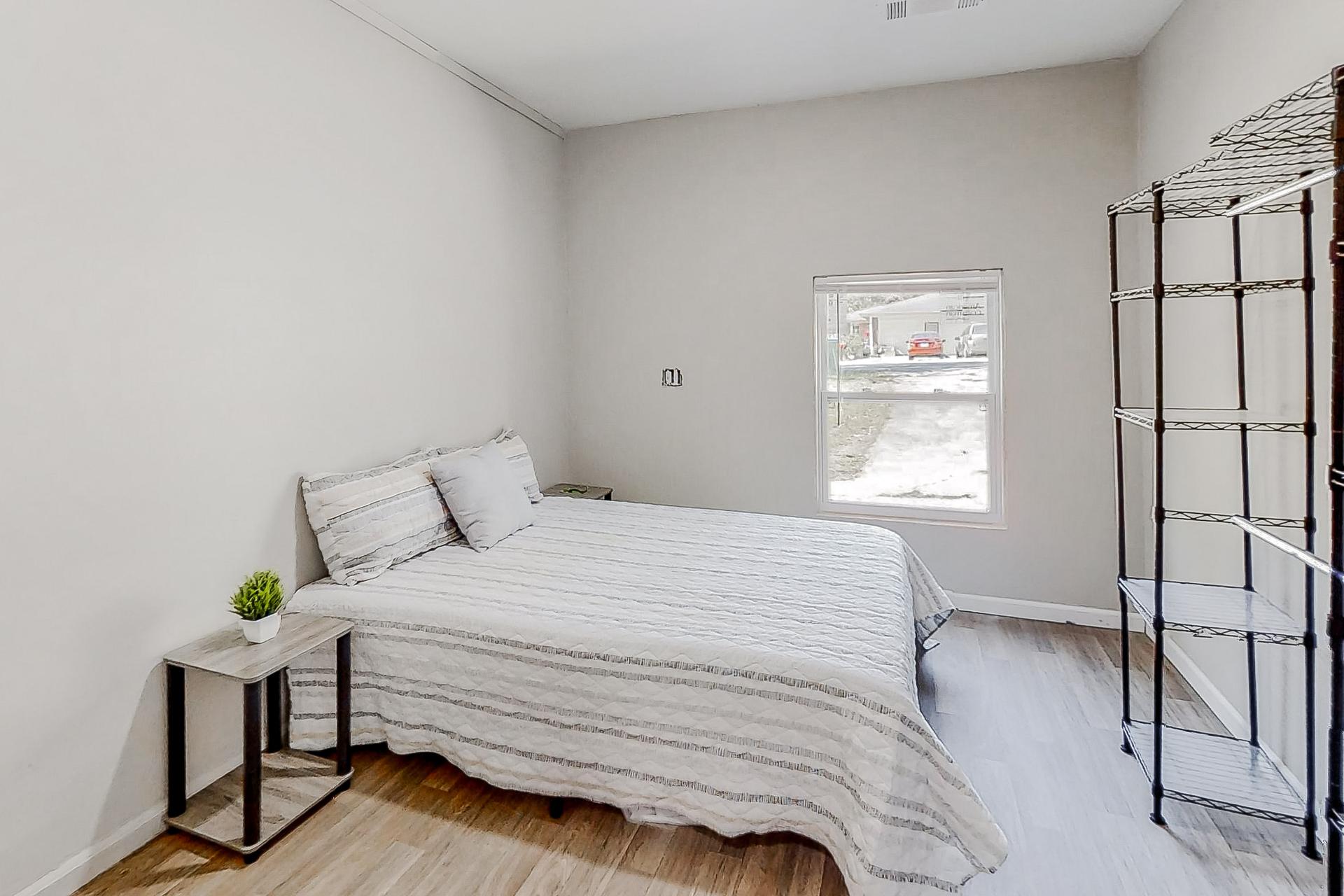 bedroom, detected: bed