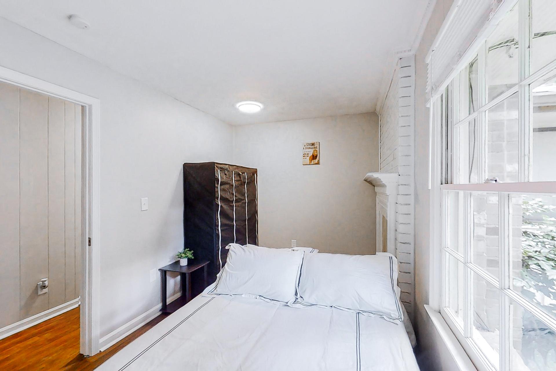 bedroom, detected: bed