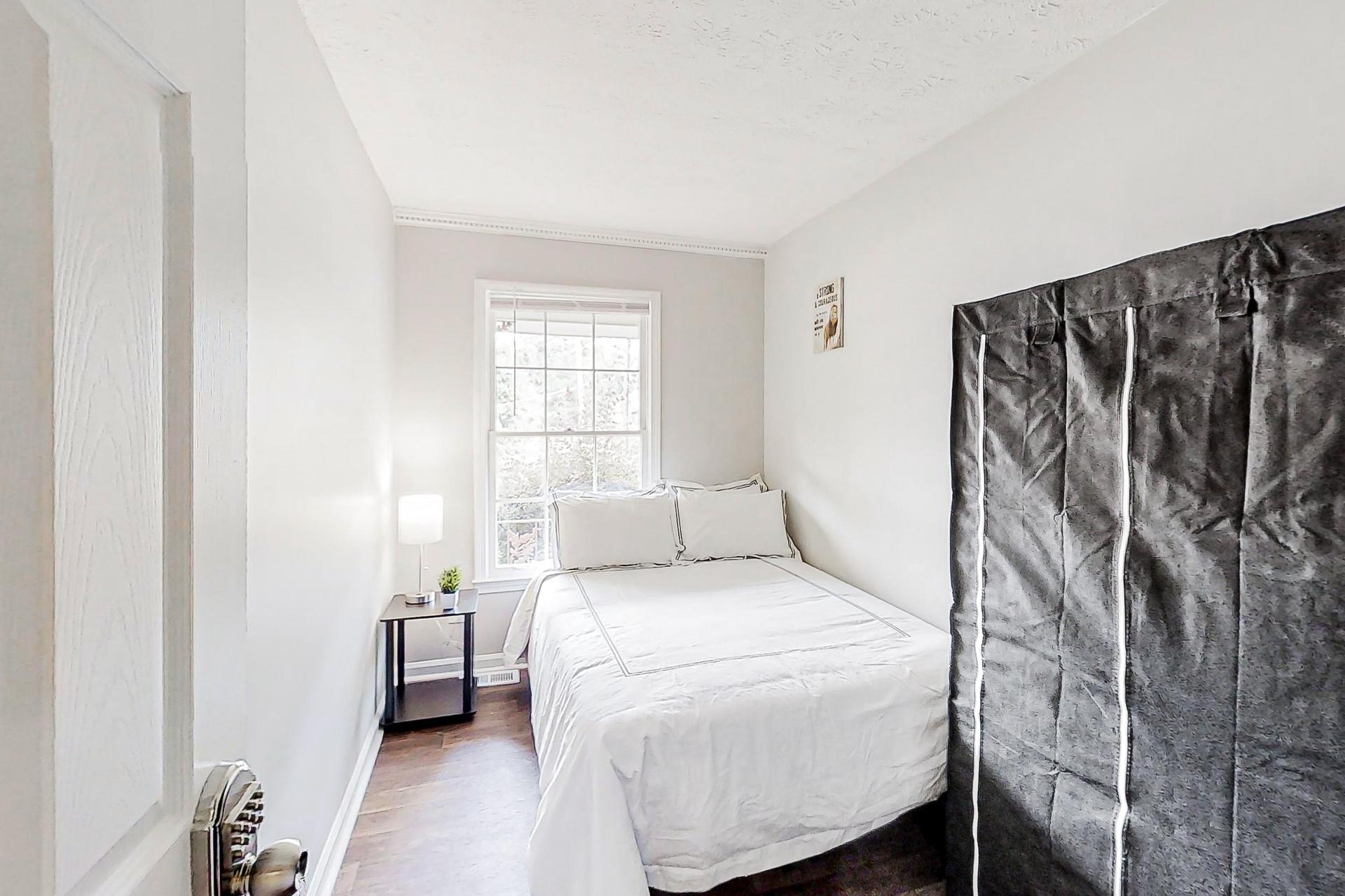 bedroom, detected: bed