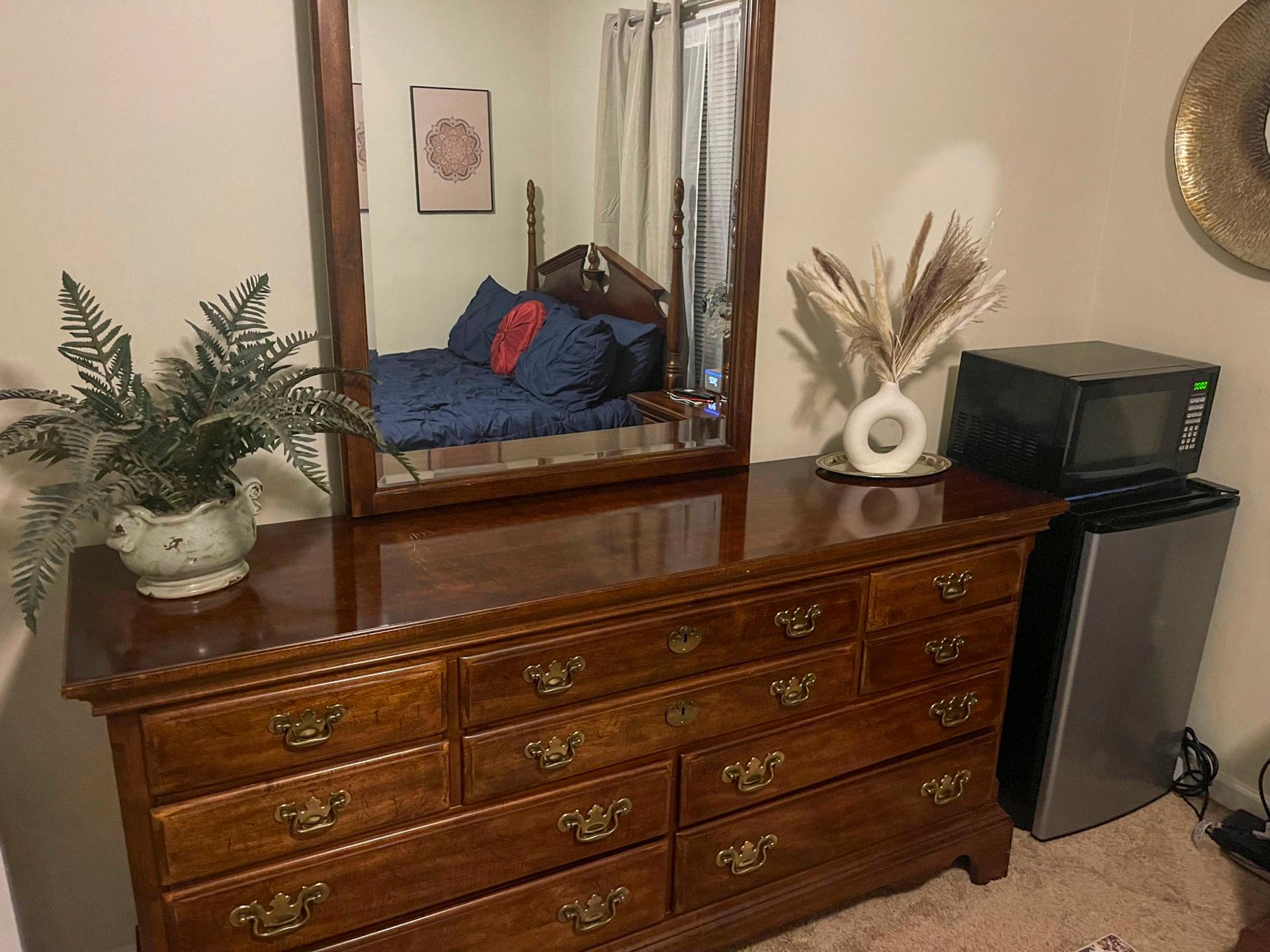 bedroom, detected:bed