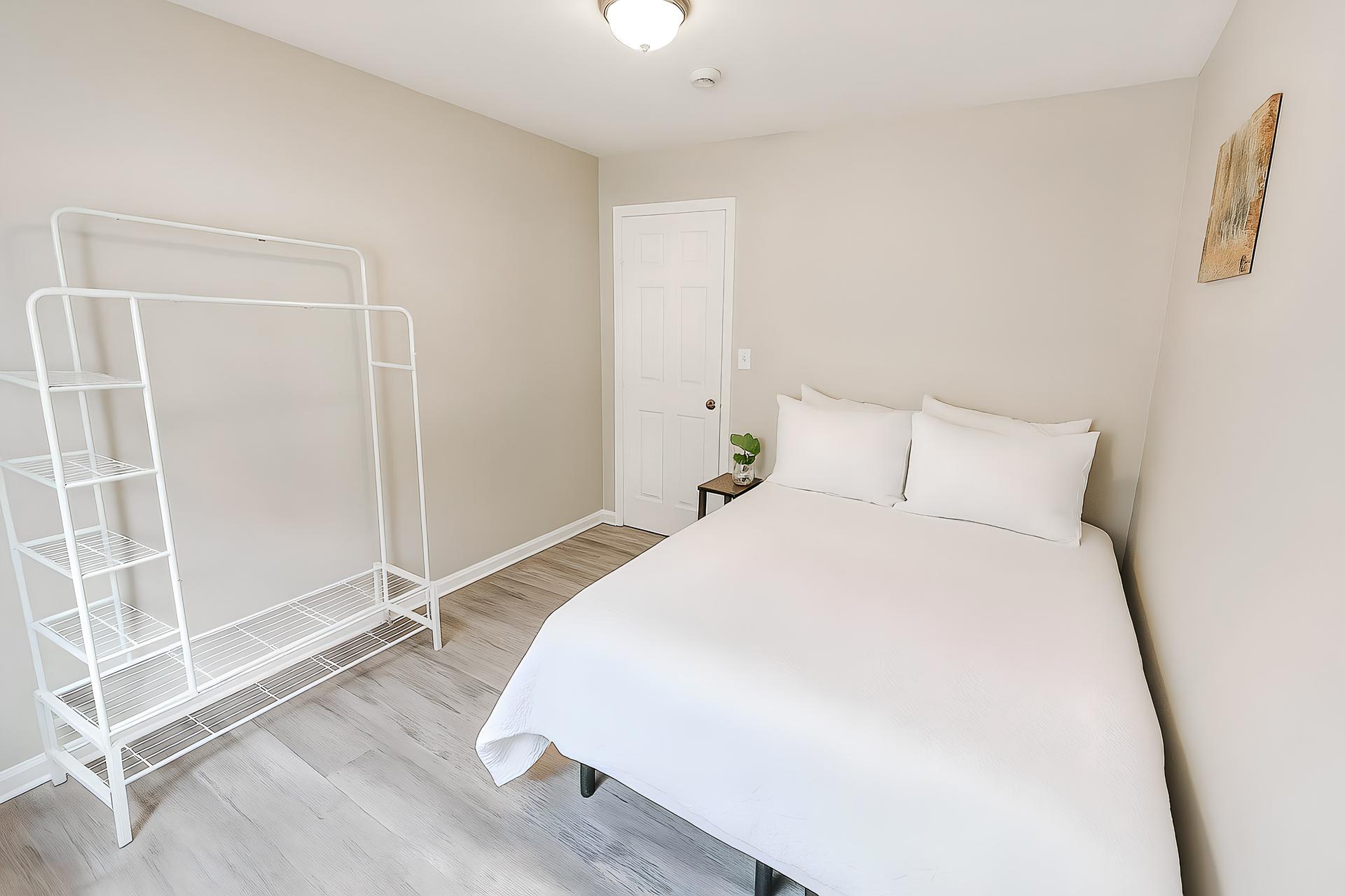 bedroom, detected:bed