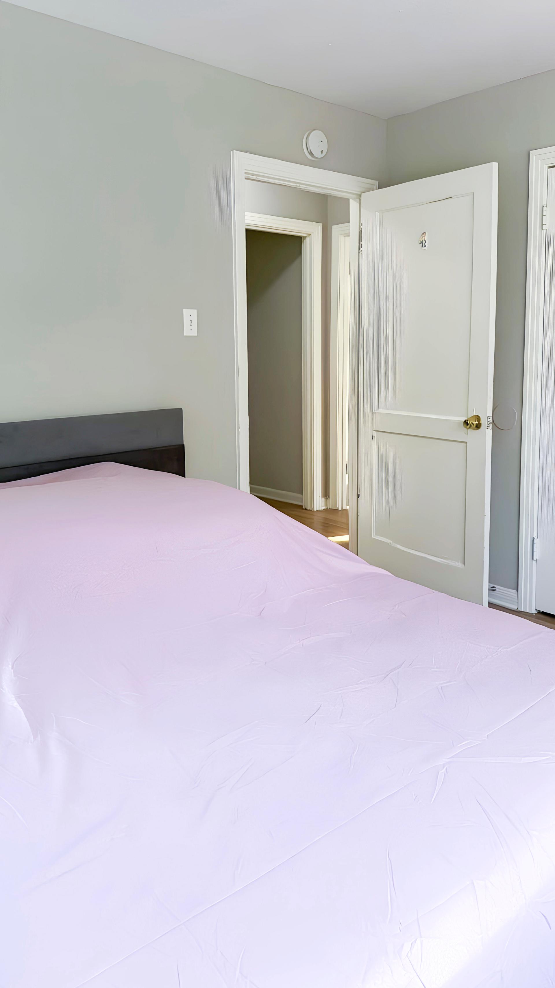 bedroom, detected:bed