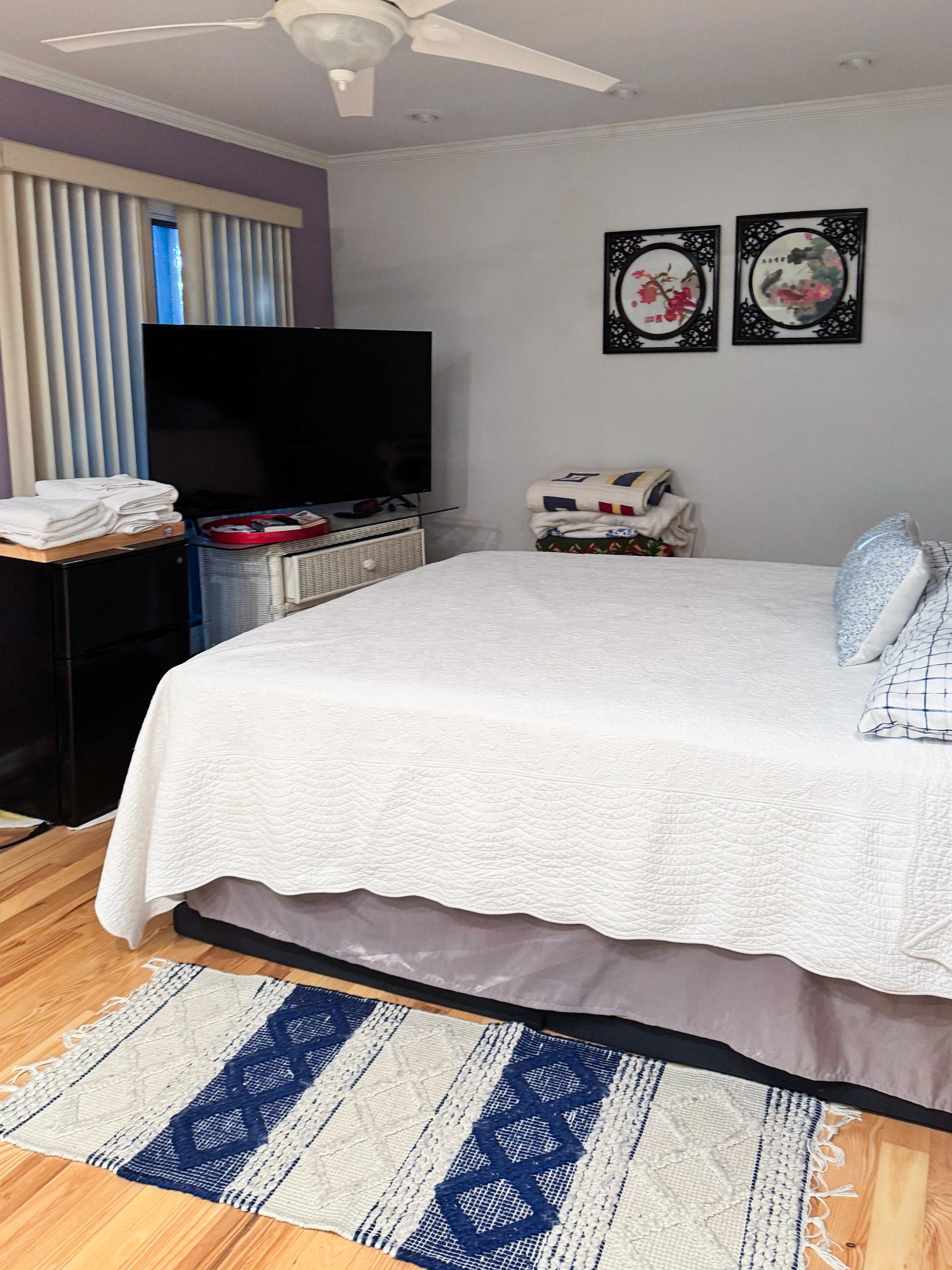 bedroom, detected:bed, ceiling fan