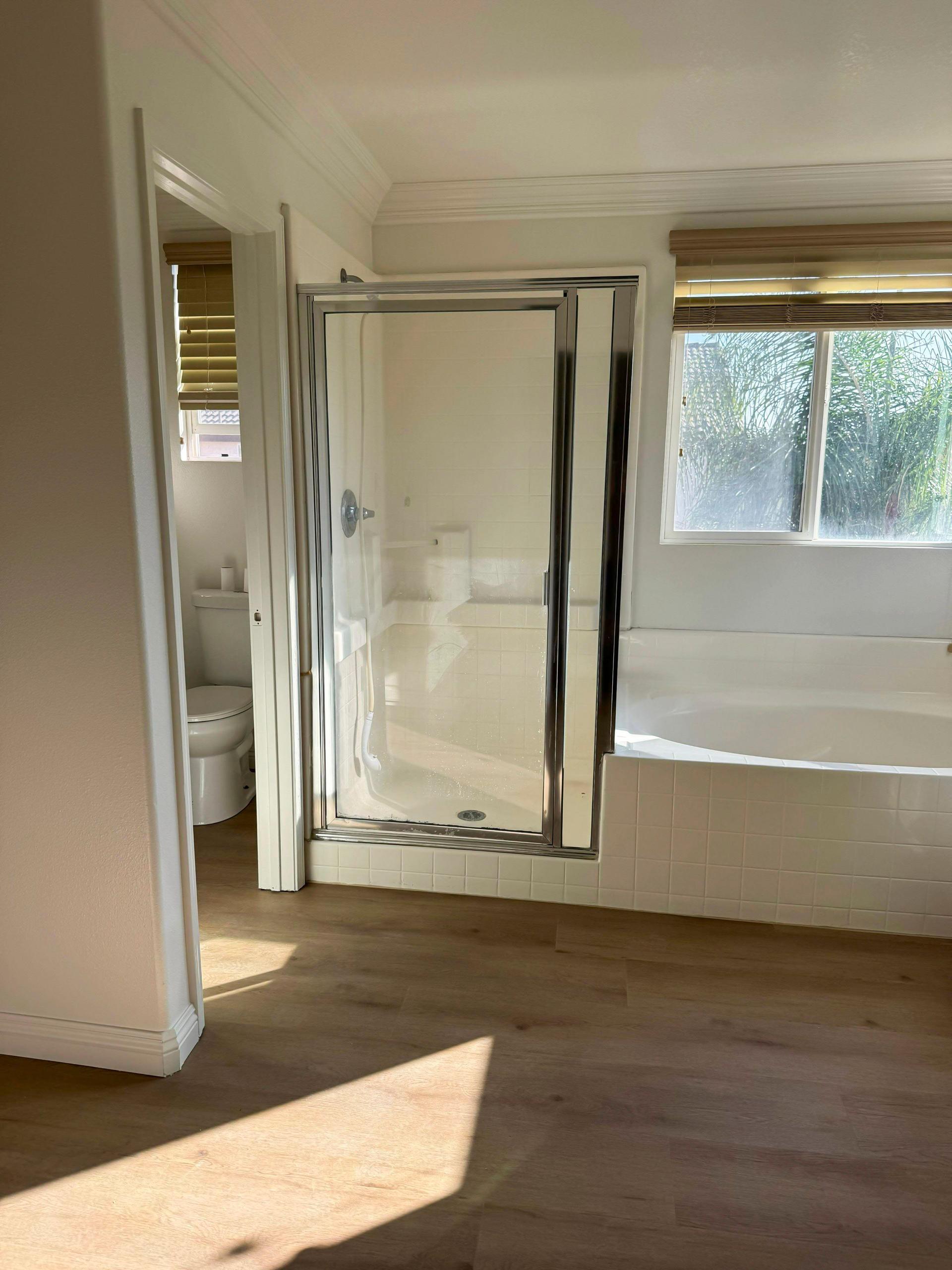 bathroom, detected:bathtub