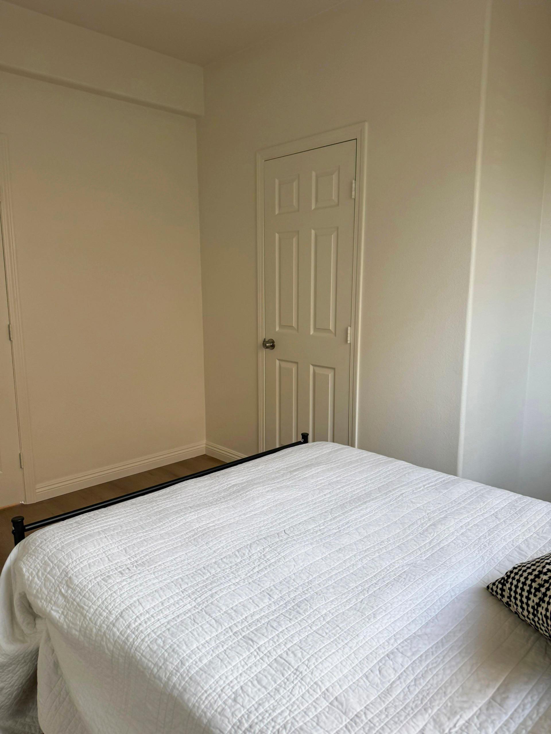 bedroom, detected:bed