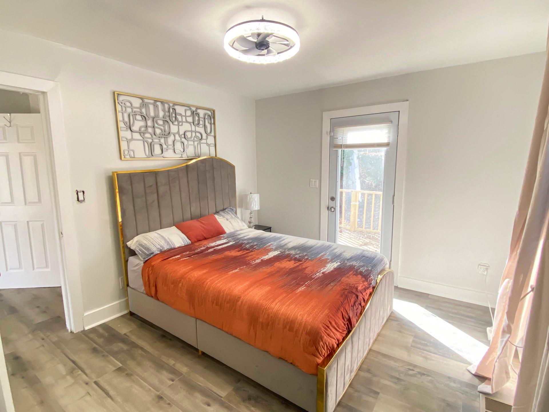 bedroom, detected:bed