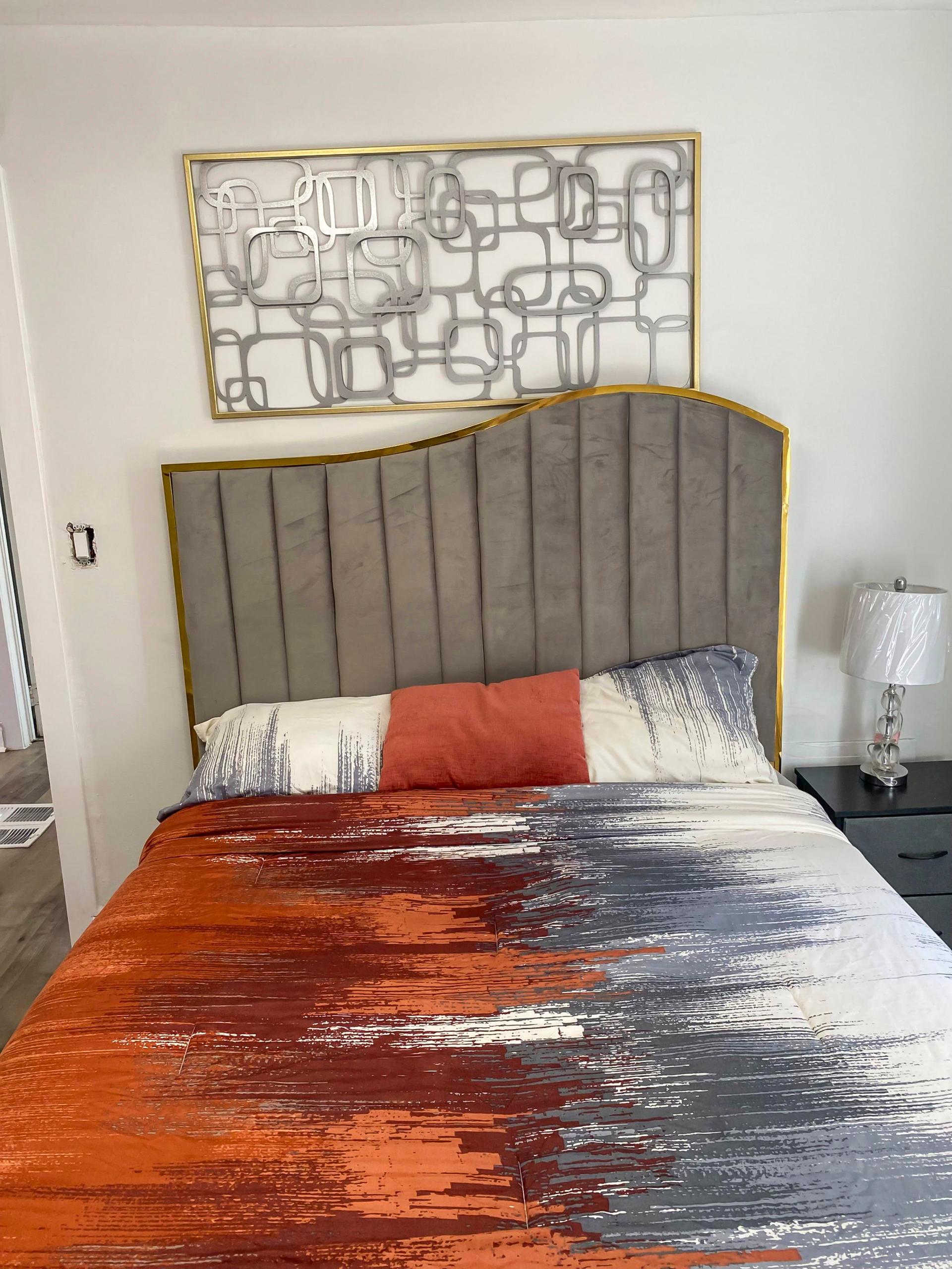 bedroom, detected:bed