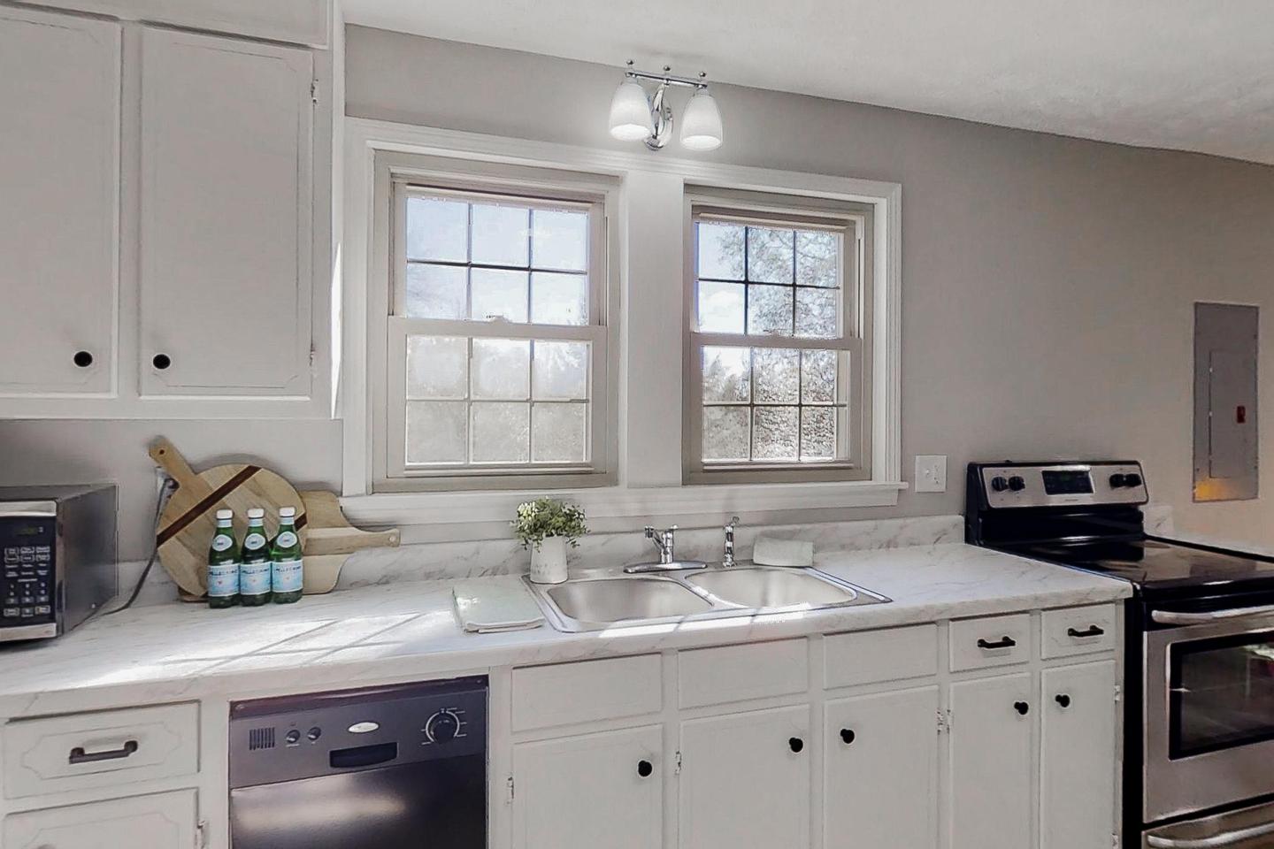 Common spaces including the kitchen