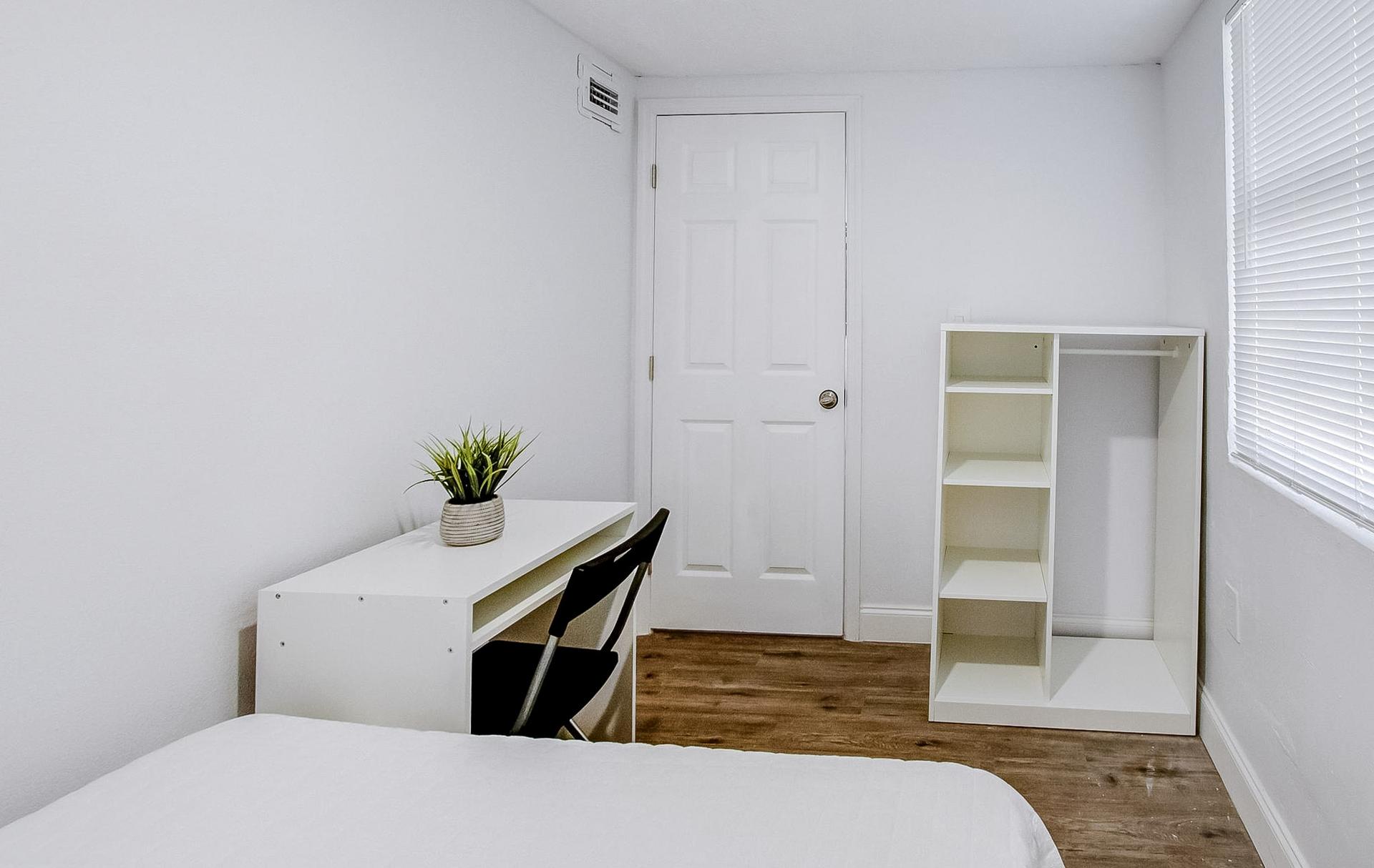 bedroom, detected: window blind