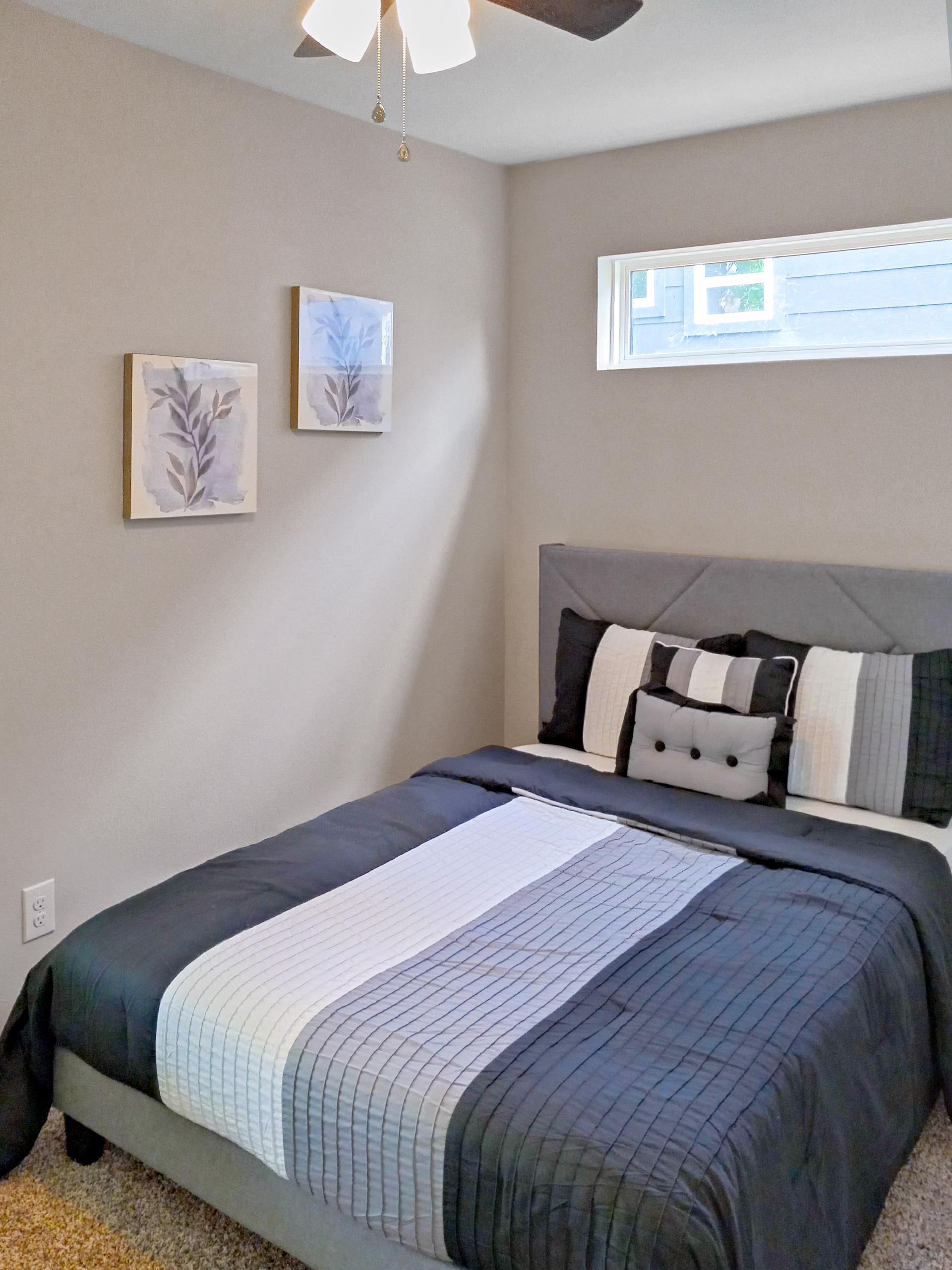 bedroom, detected: ceiling fan, bed, window blind