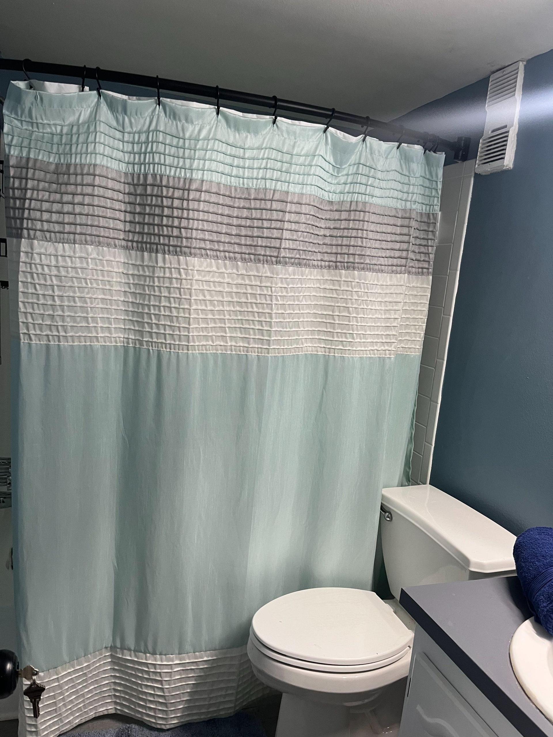 Colorful shower curtain with liner
