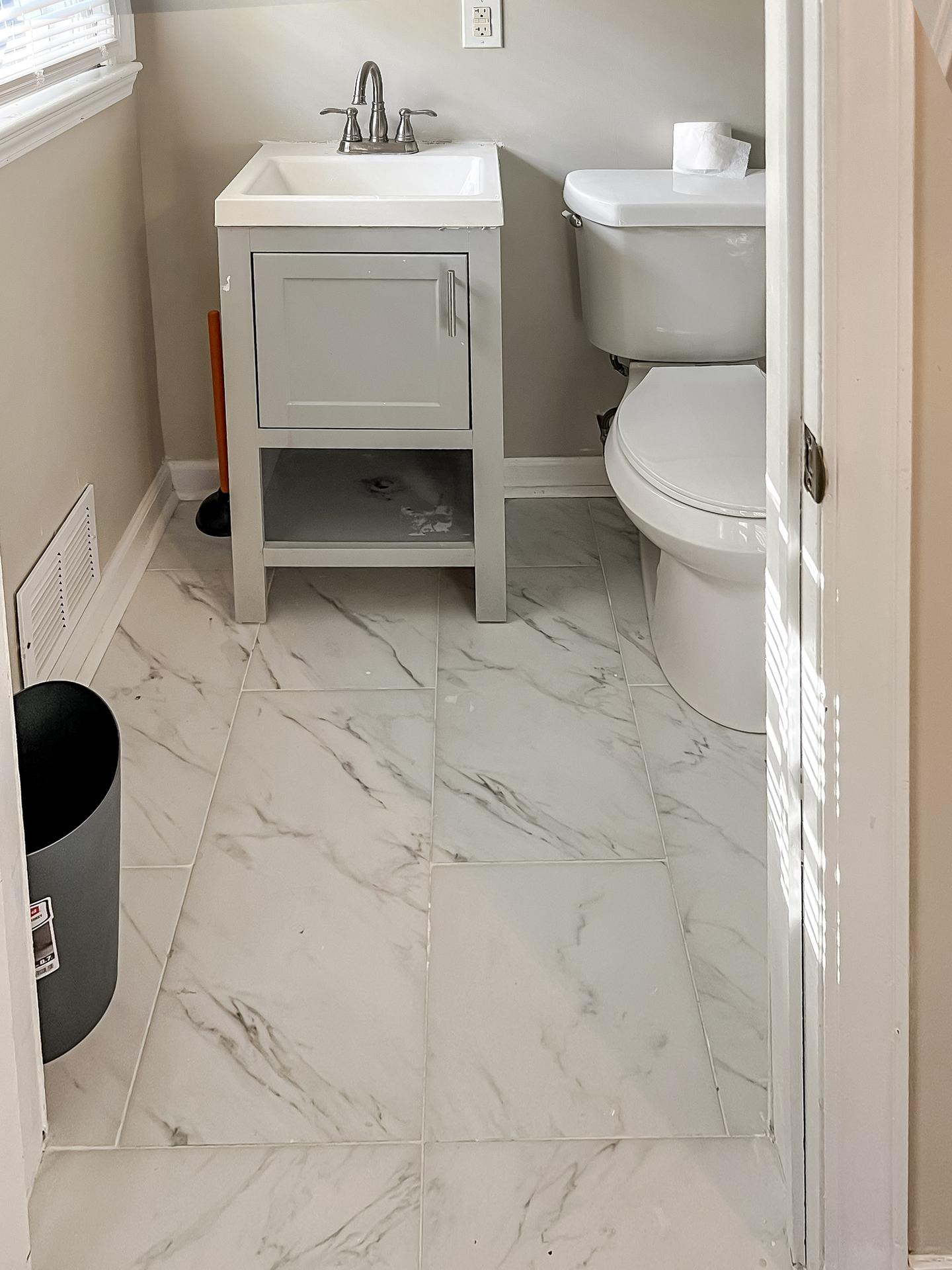 Bathroom(s)