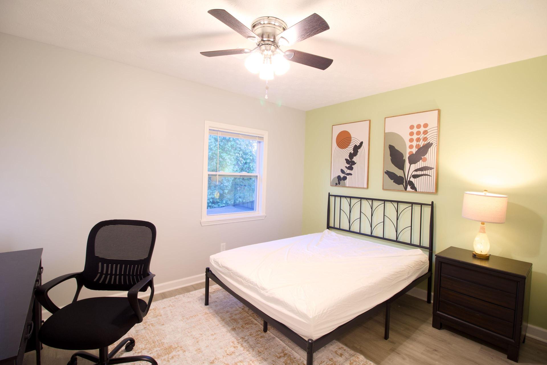 Cozy space with full size bed