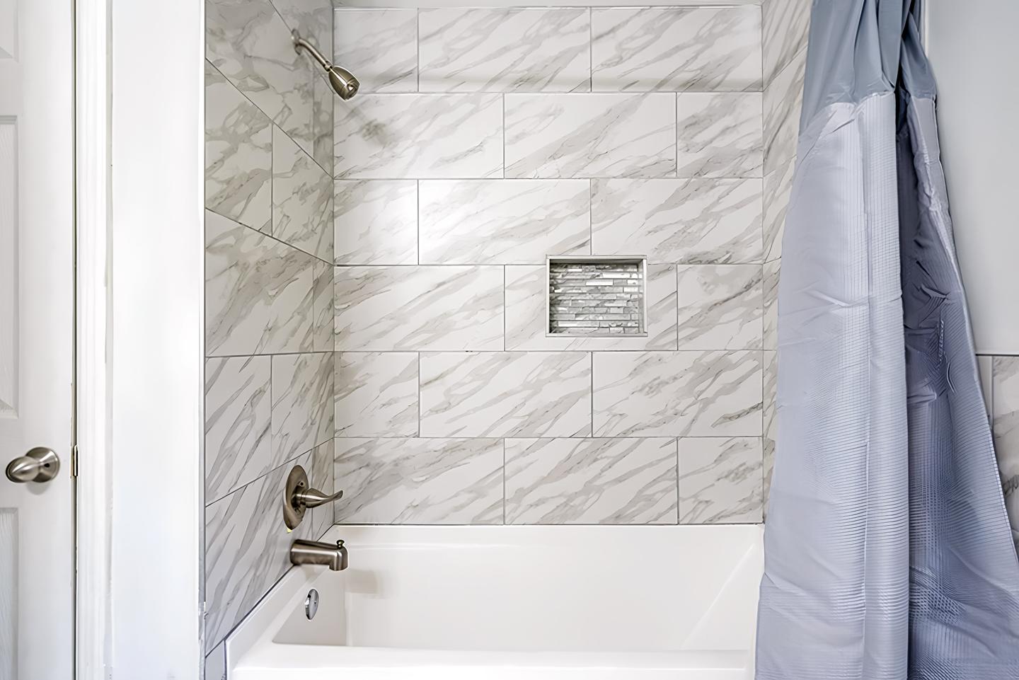 Bathroom(s)