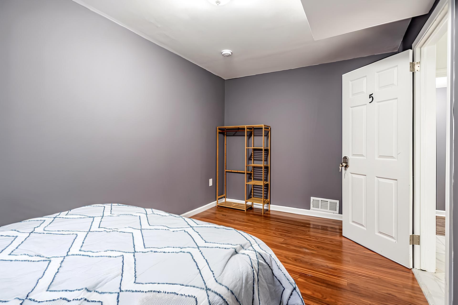 bedroom, detected: bed