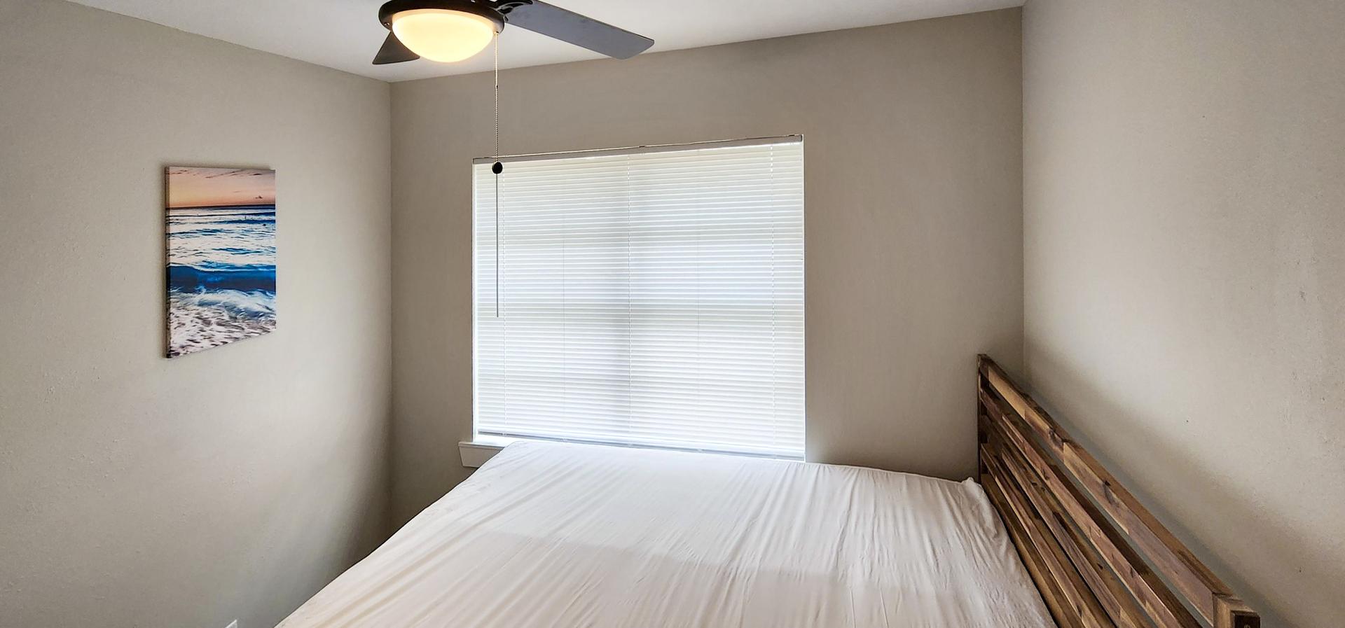 bedroom, detected: ceiling fan, bed, window blind