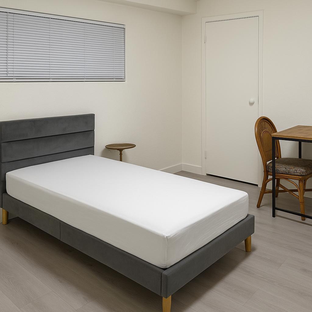 Cozy room with twin bedframe