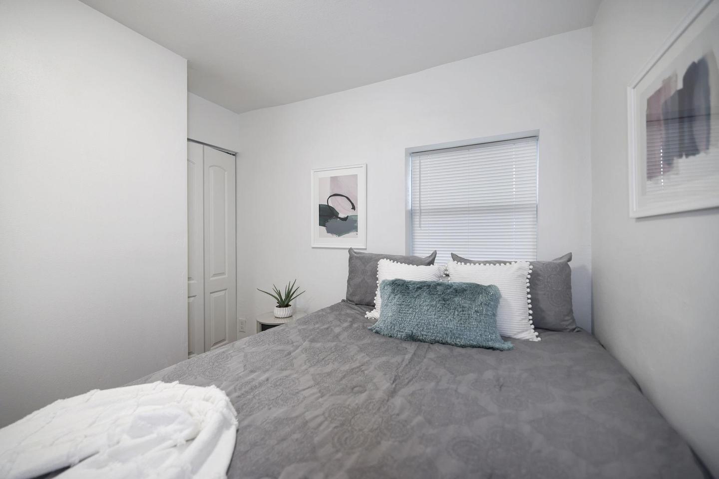 Reflections | Room #3