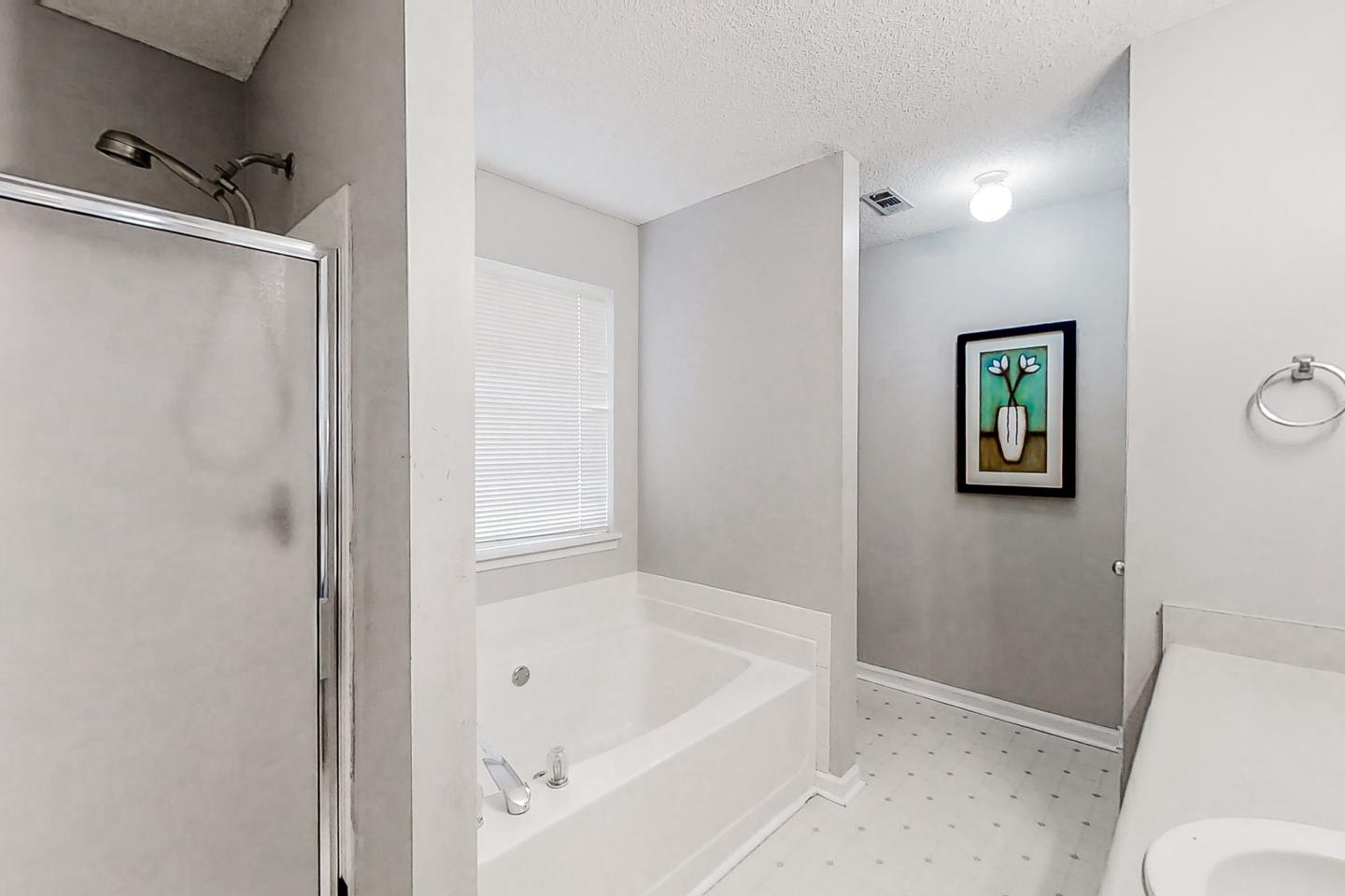 Bathroom(s)