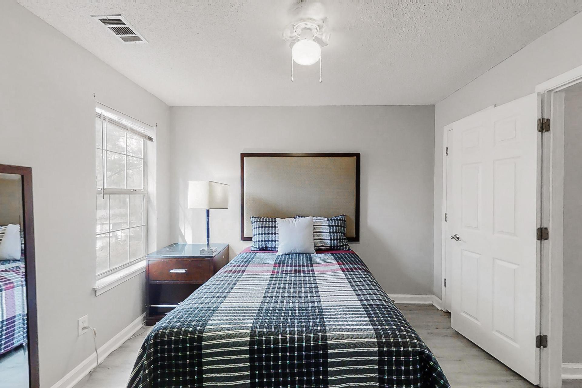 bedroom, detected: bed