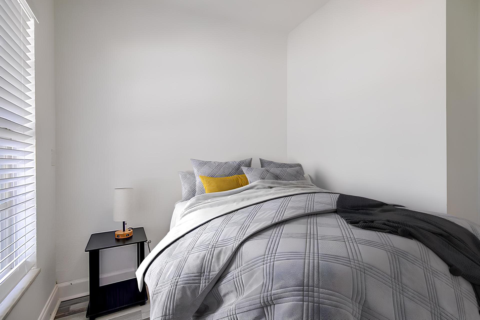 This photo has been virtually staged. Not all furnishings seen will be included. Please view the virtual tour.