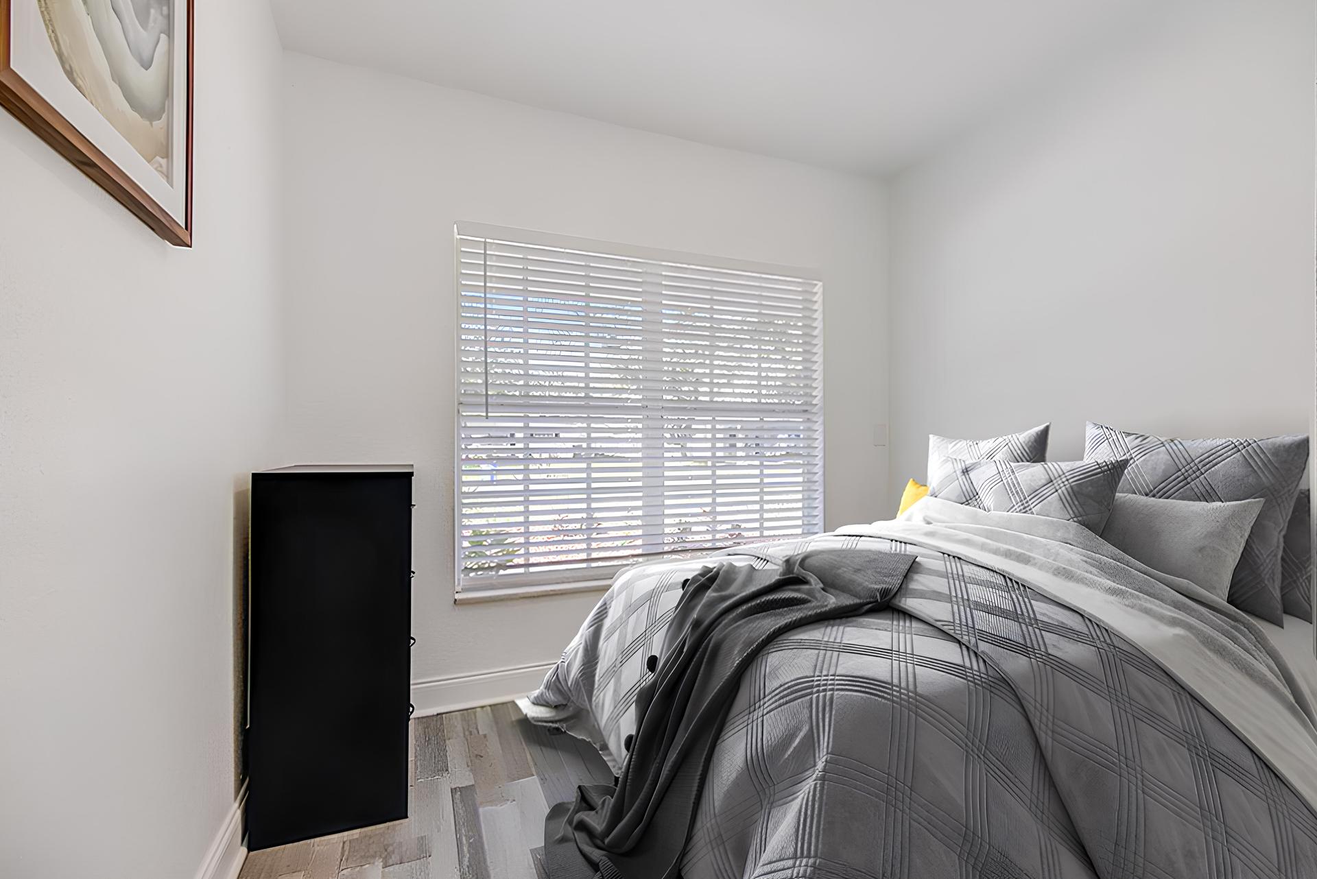 This photo has been virtually staged. Not all furnishings seen will be included. Please view the virtual tour.