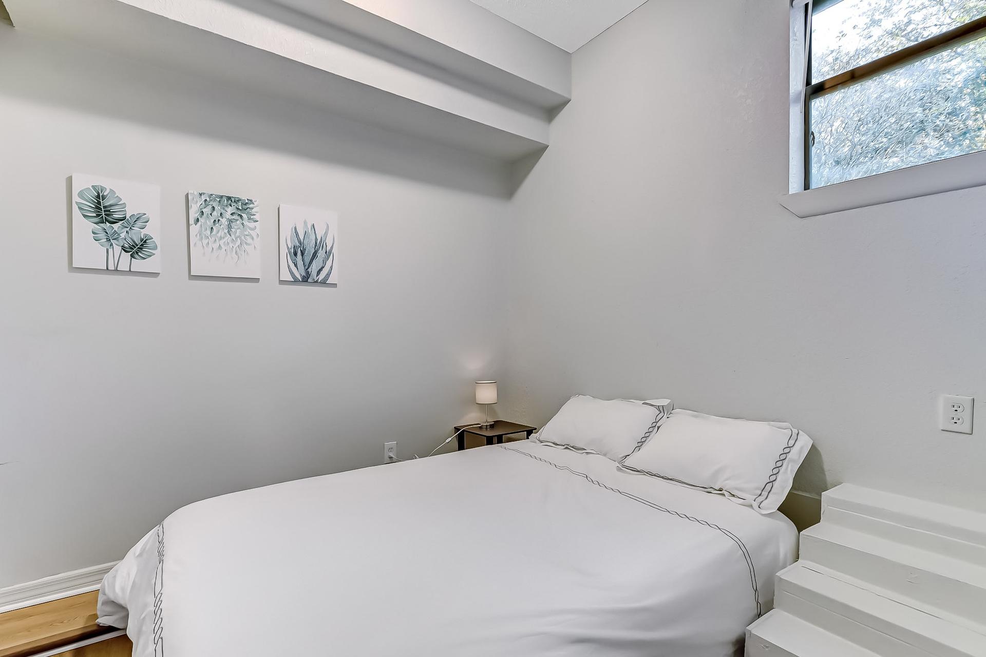 bedroom, detected: bed
