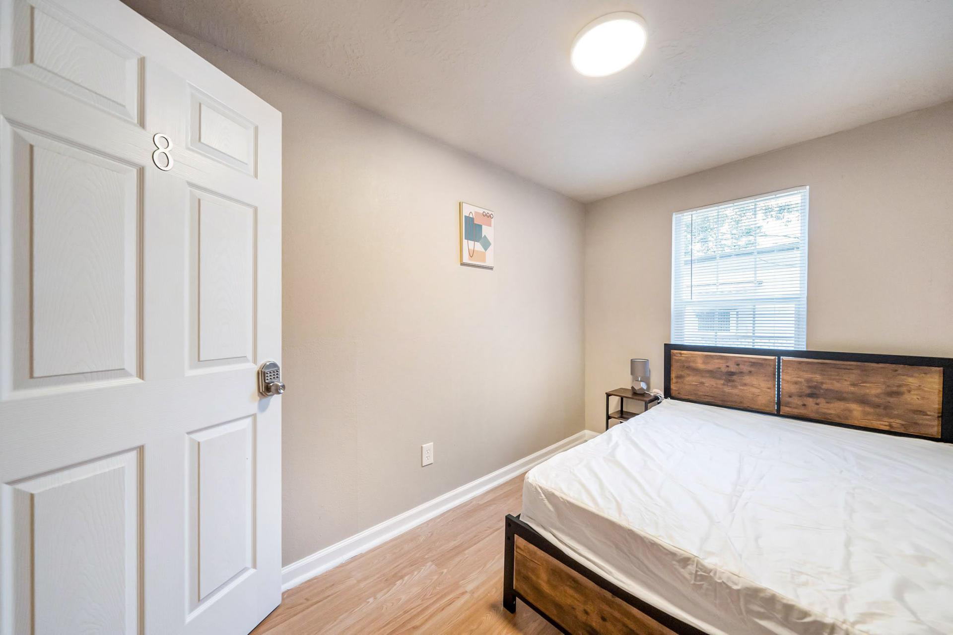 bedroom, detected: bed