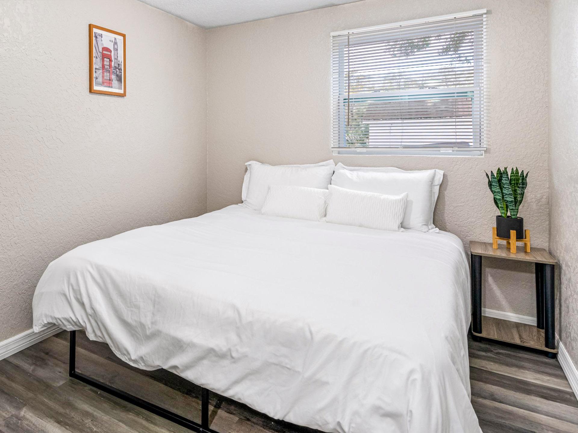 bedroom, detected: bed, window blind