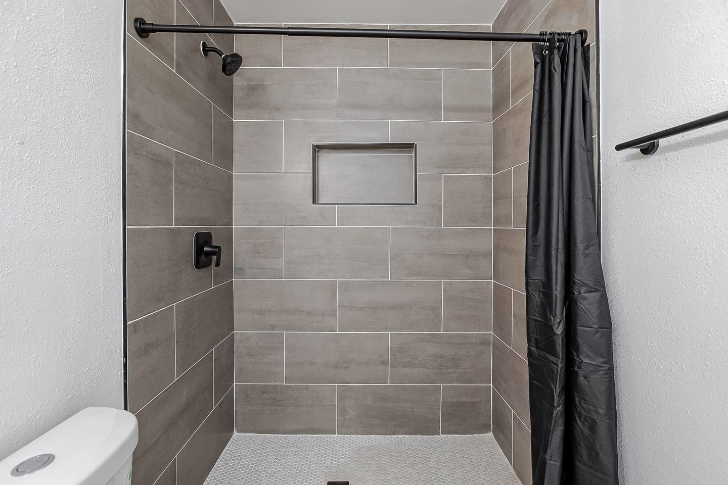 Bathroom(s)