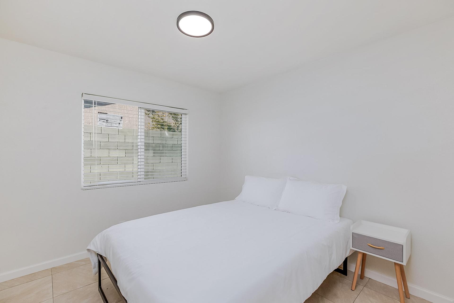 bedroom, detected:bed