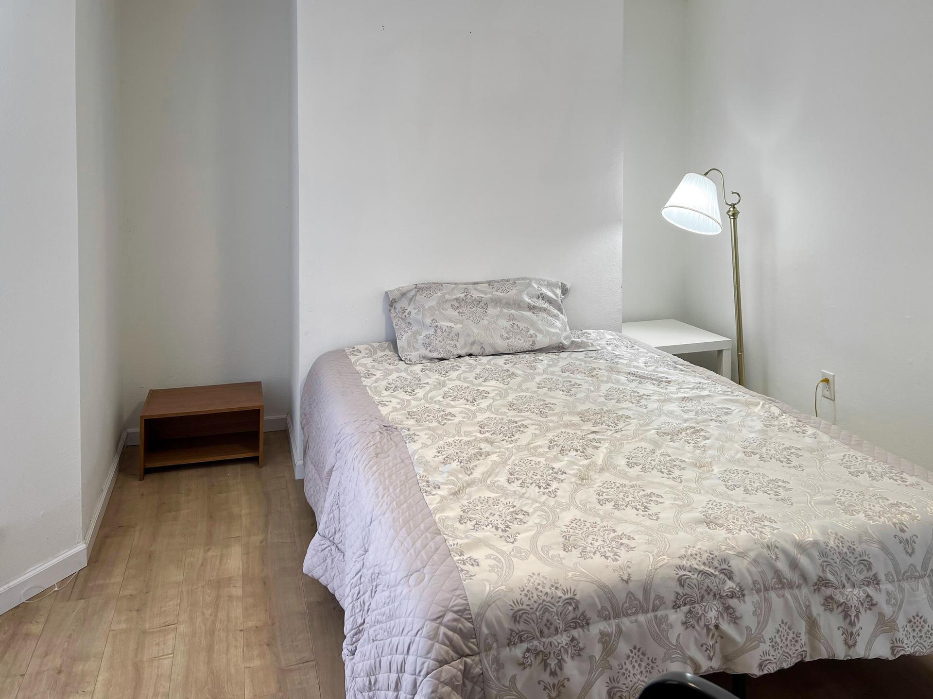 bedroom, detected:bed