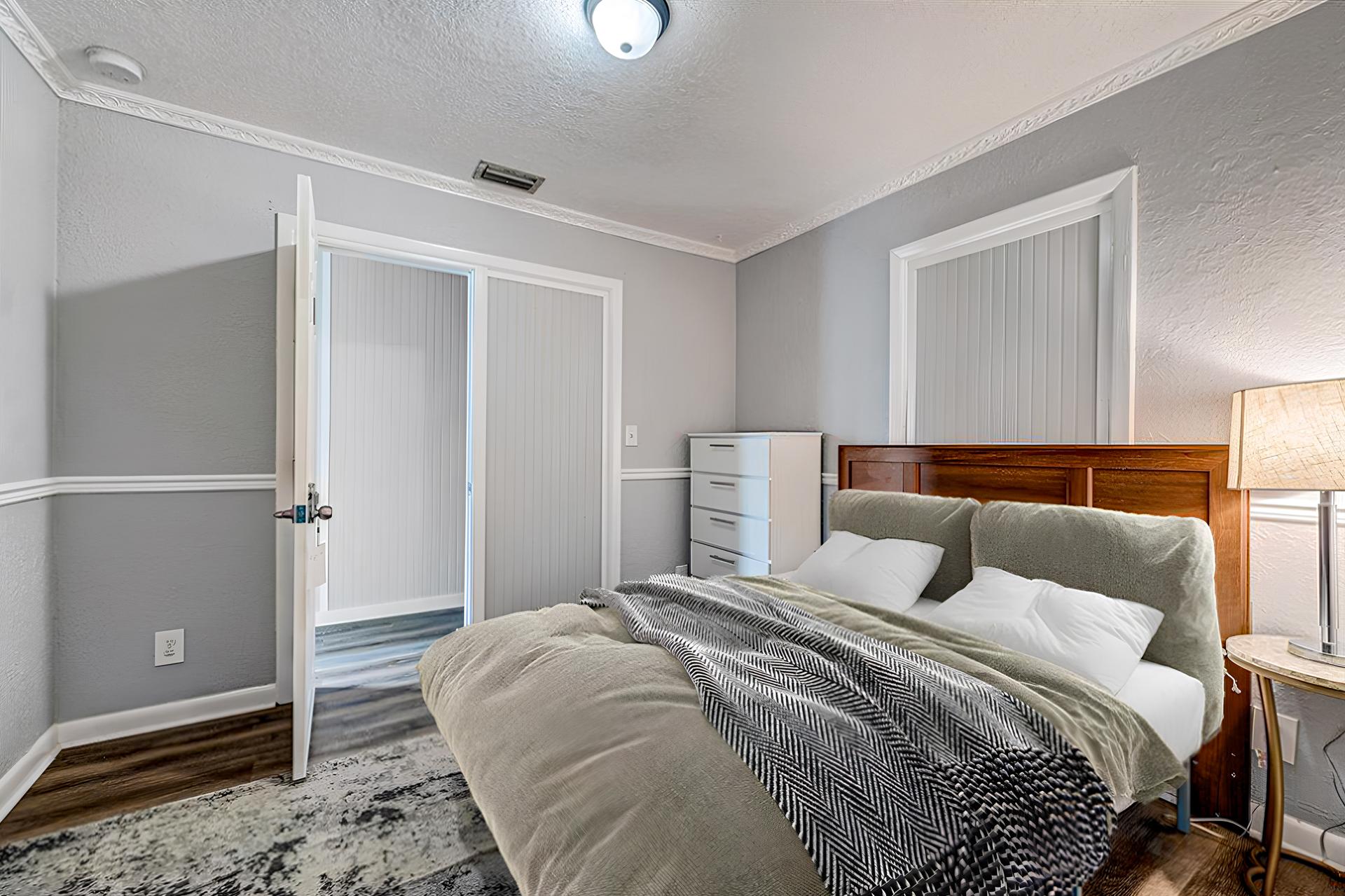 bedroom, detected:bed