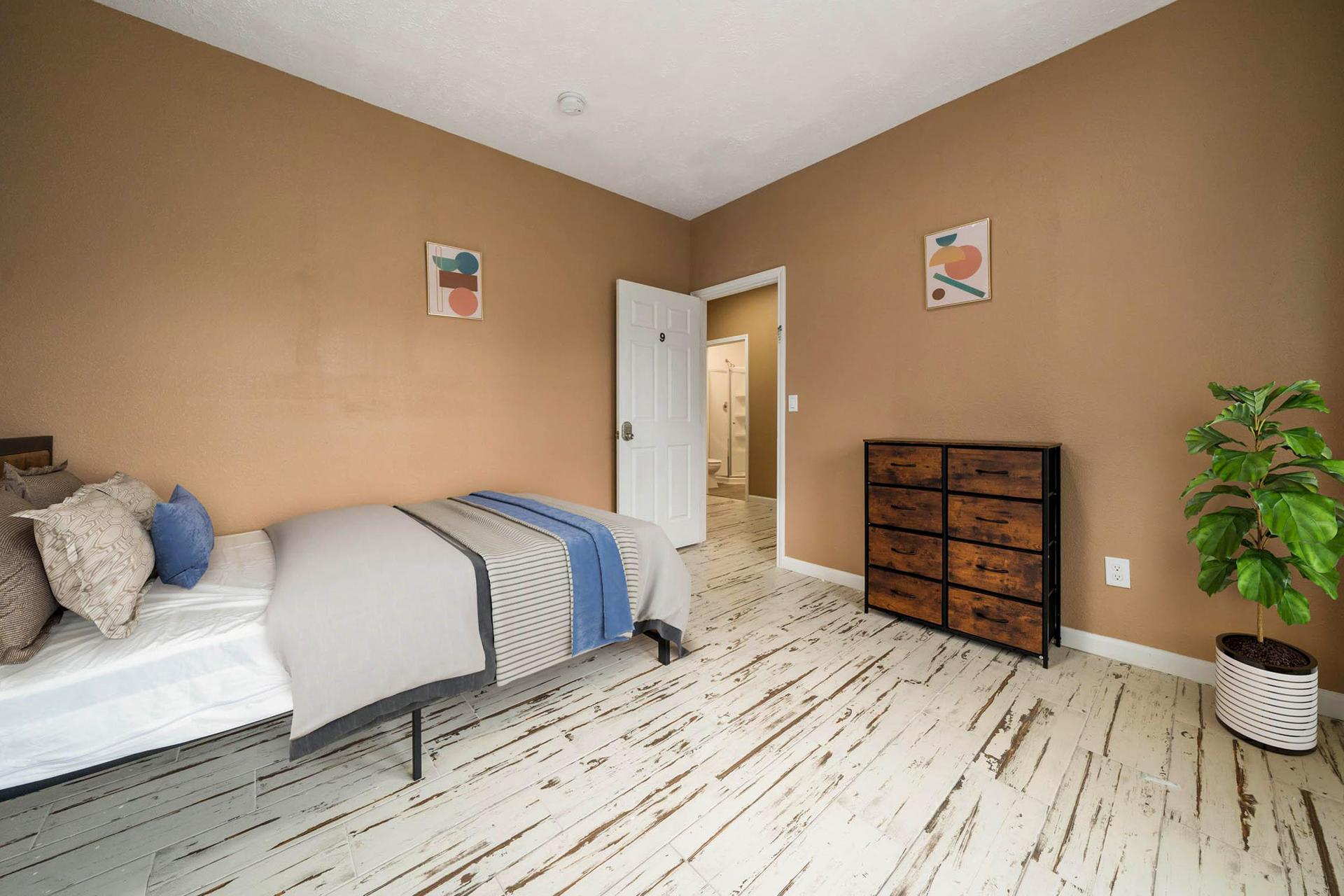 bedroom, detected:bed