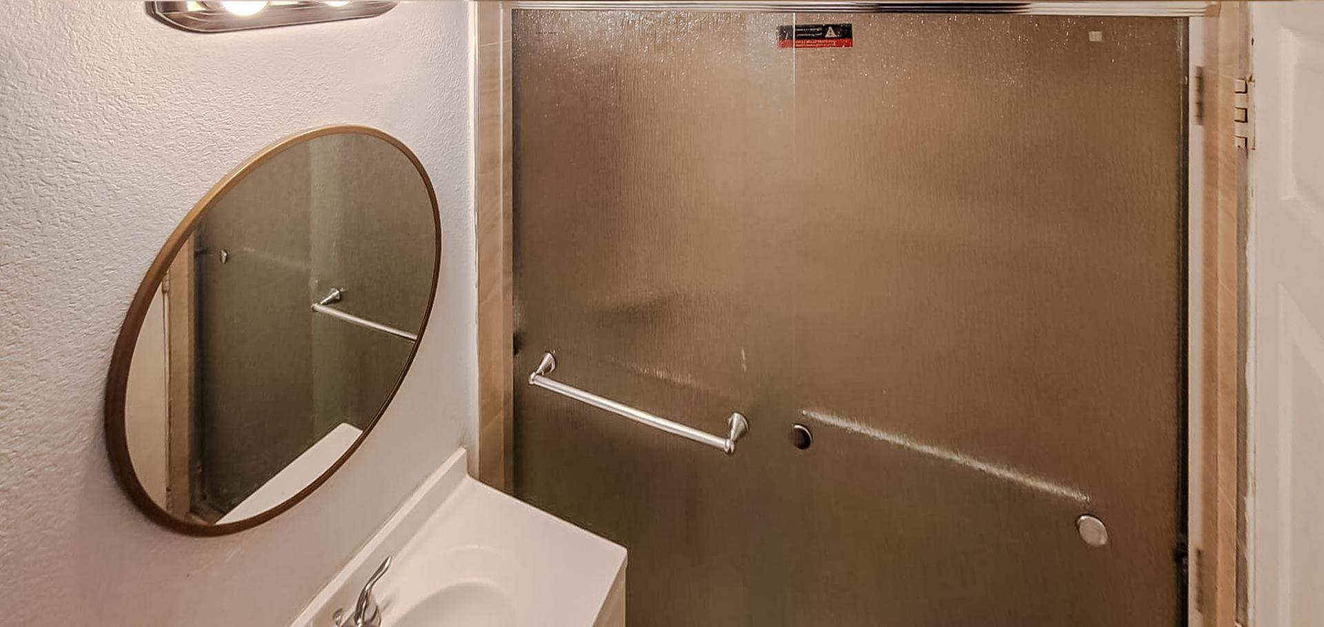 Bathroom(s)