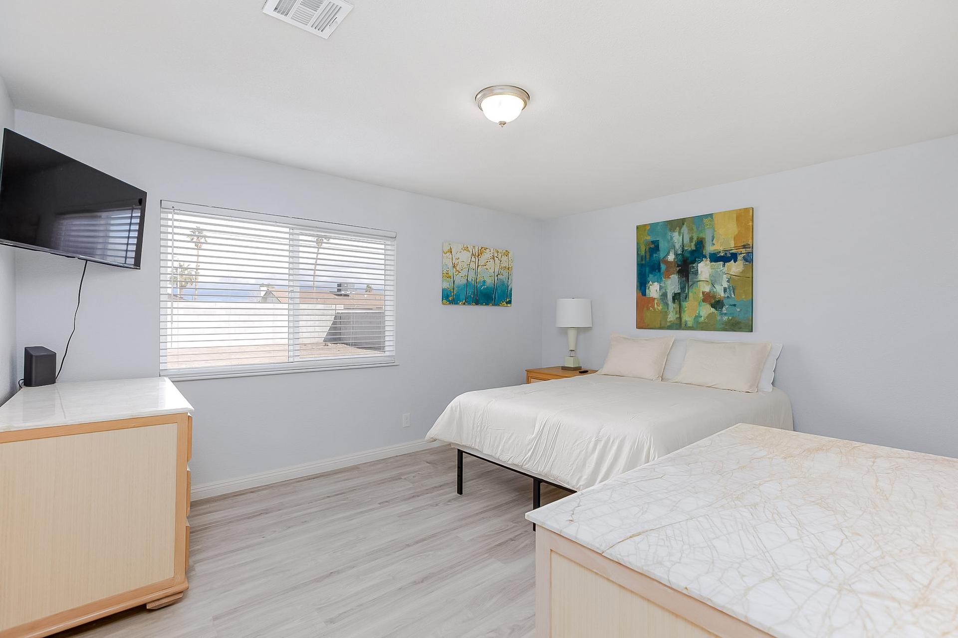 bedroom, detected:bed, window blind