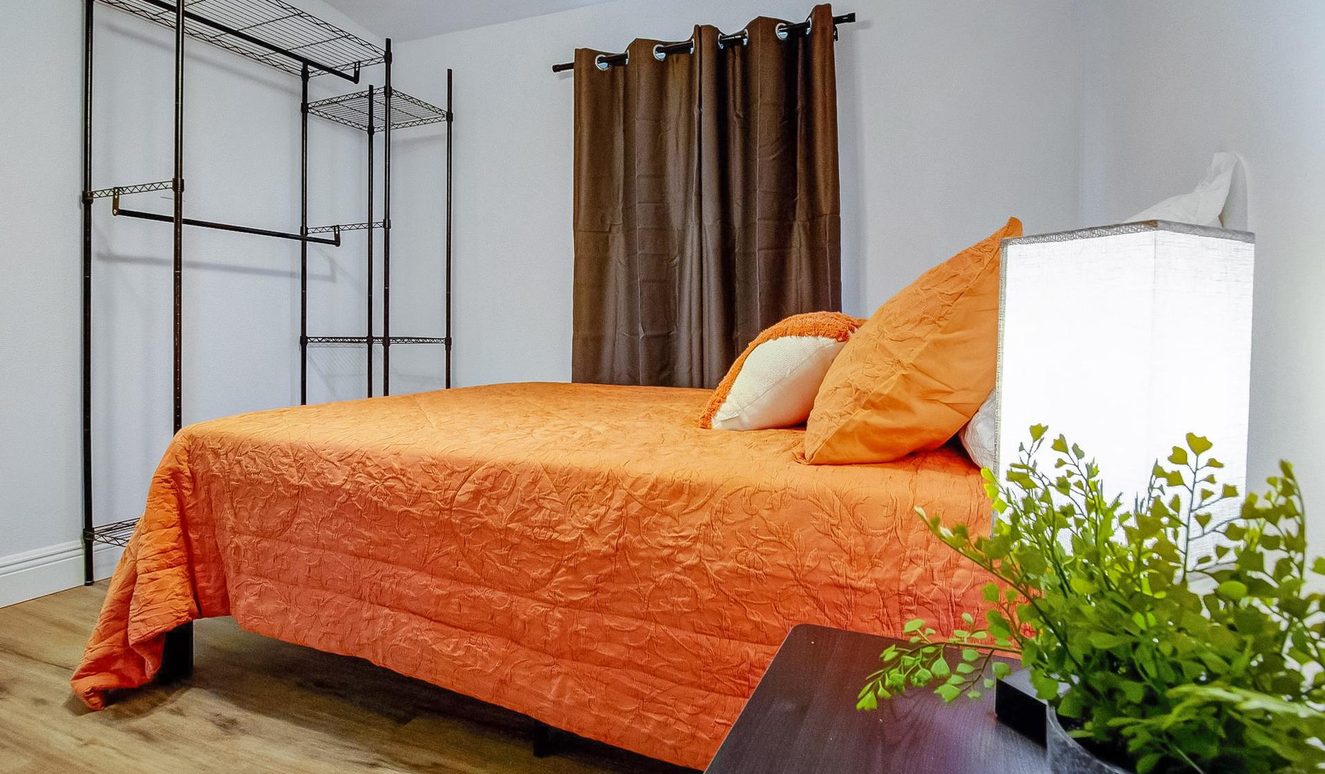 bedroom, detected:bed