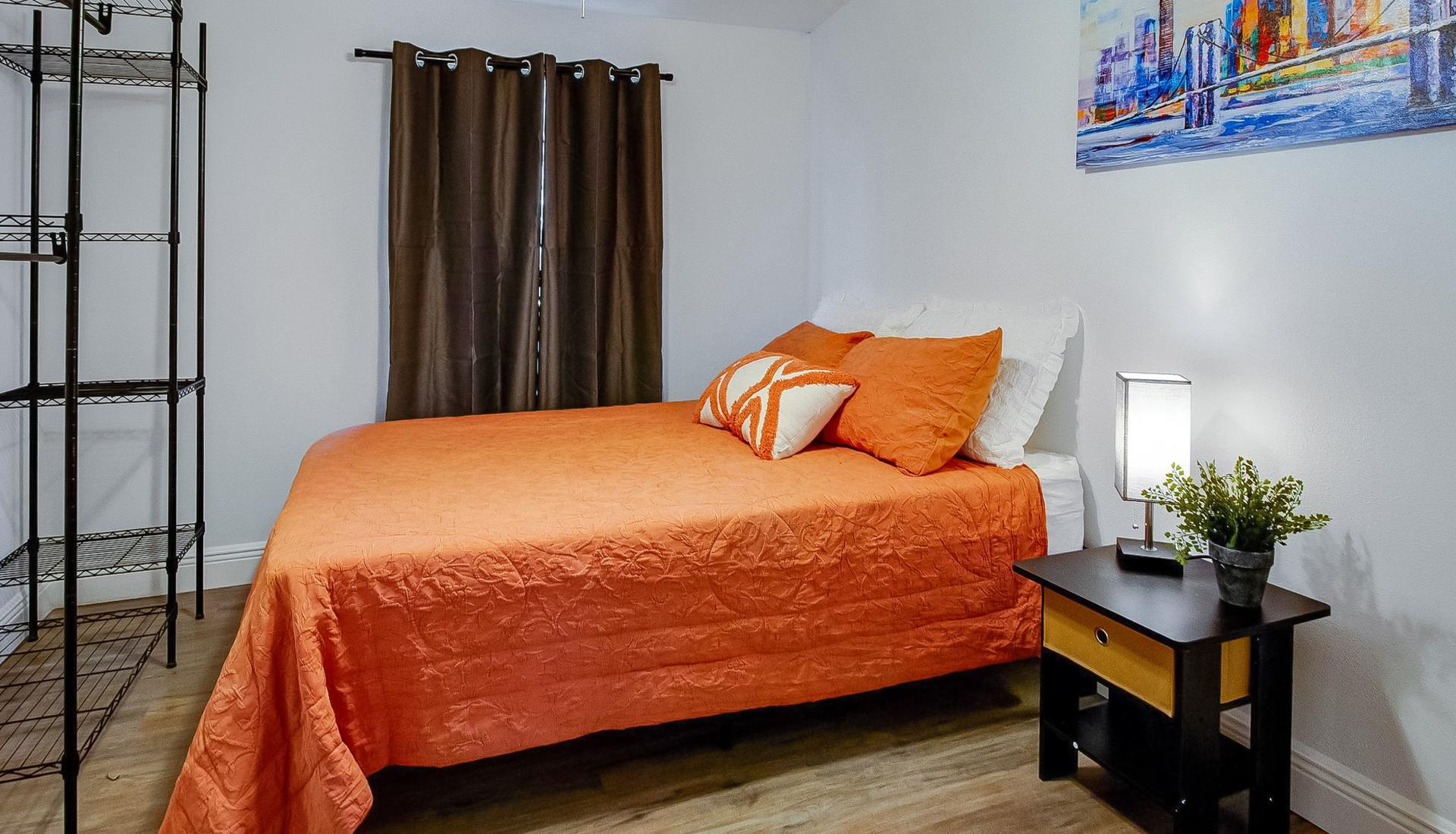 bedroom, detected:bed