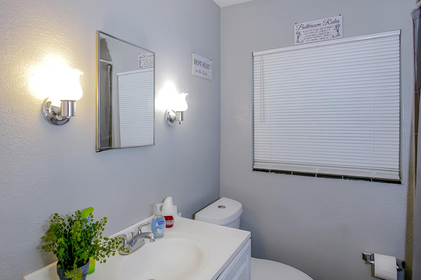 Bathroom(s)