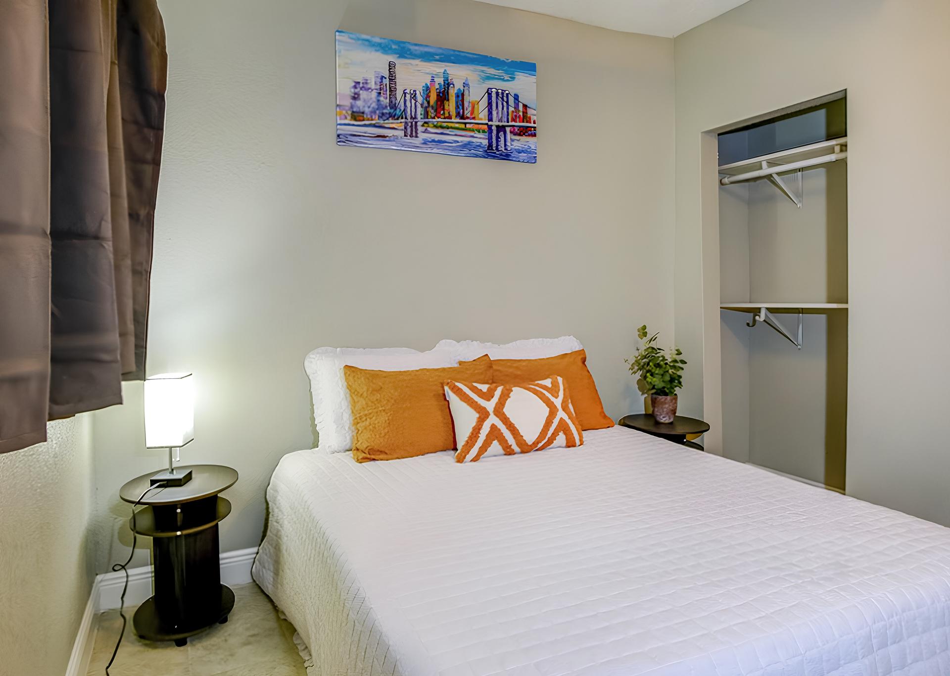 bedroom, detected:bed