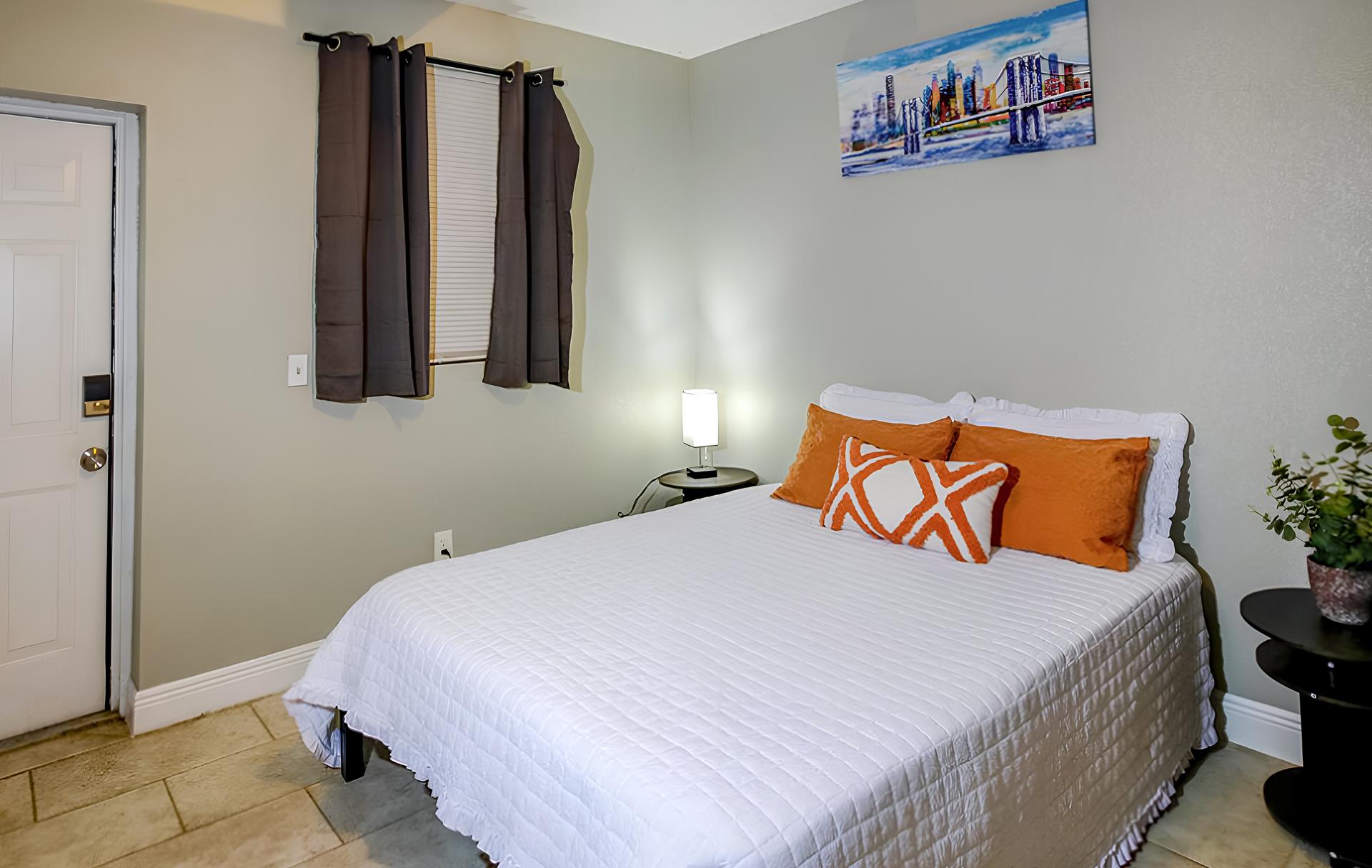 bedroom, detected:bed