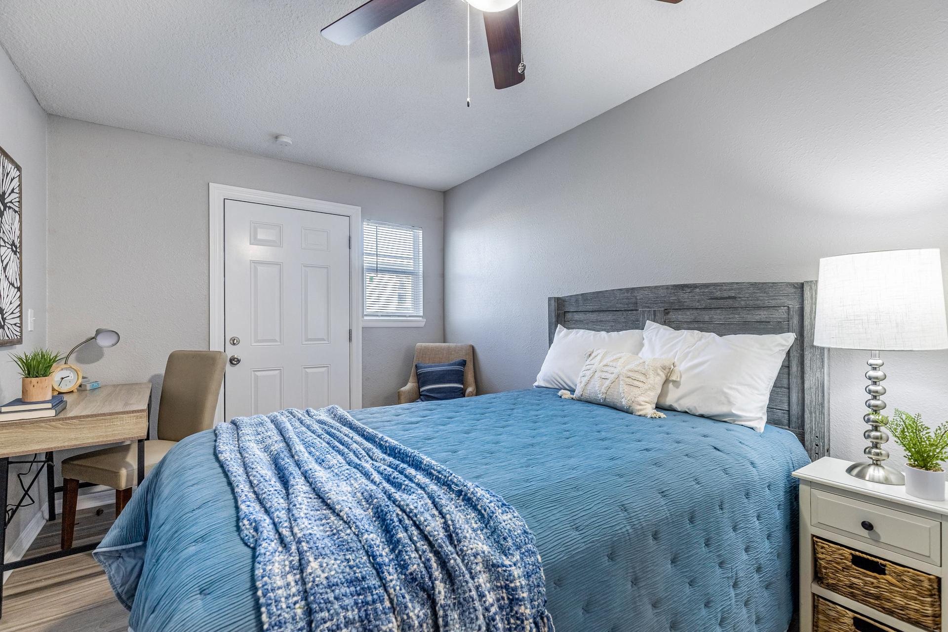 bedroom, detected:bed, ceiling fan