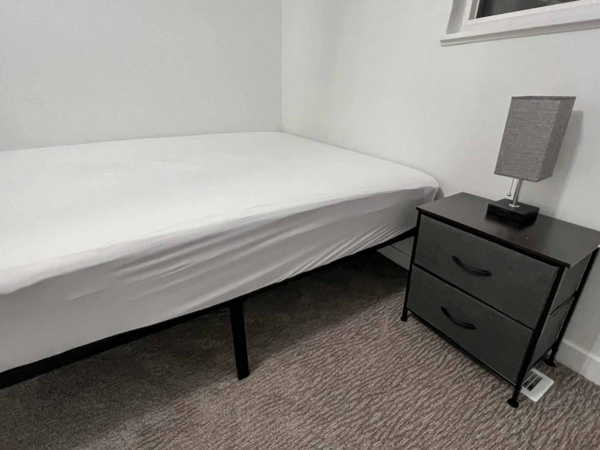 bedroom, detected:bed