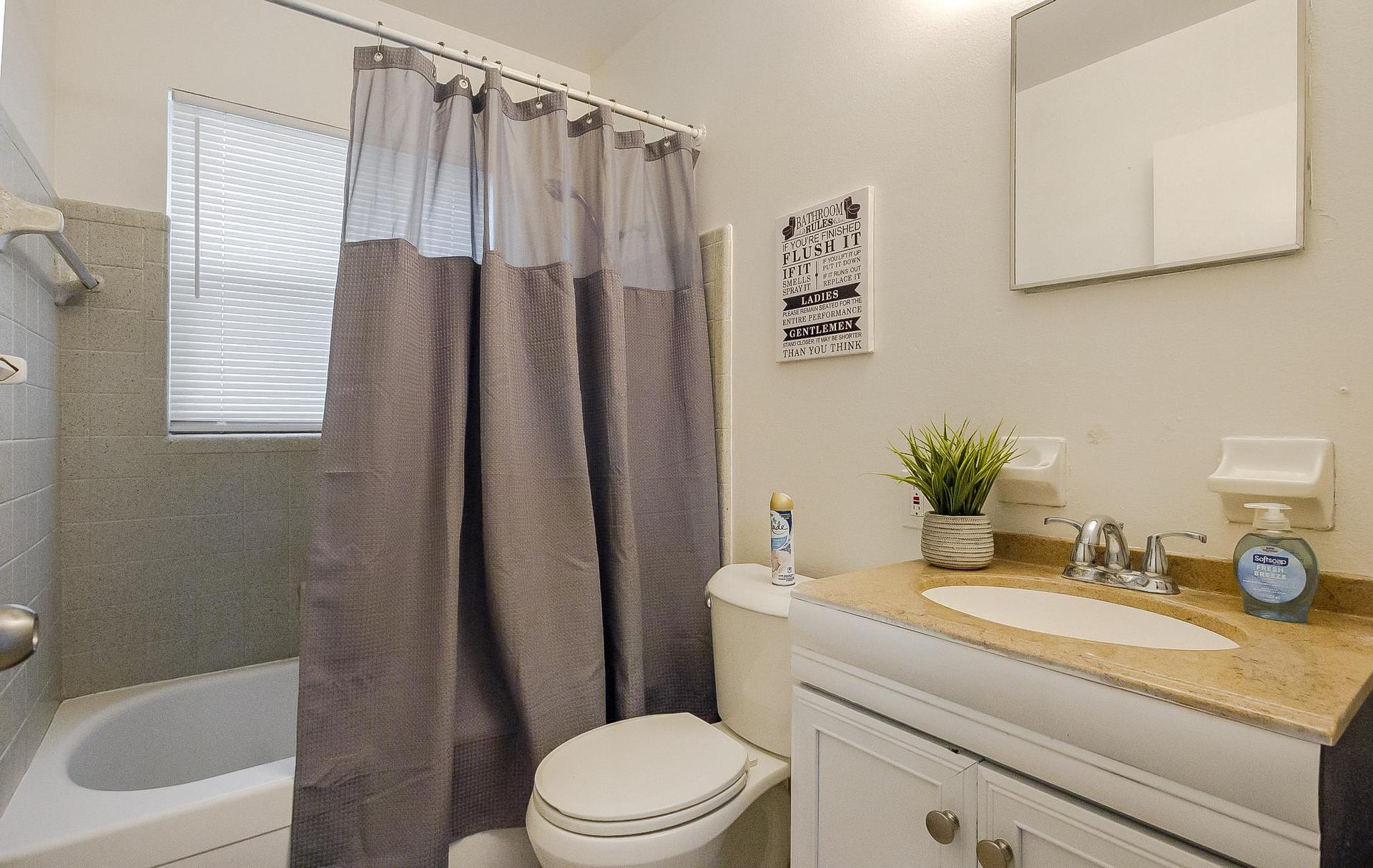 Bathroom(s)