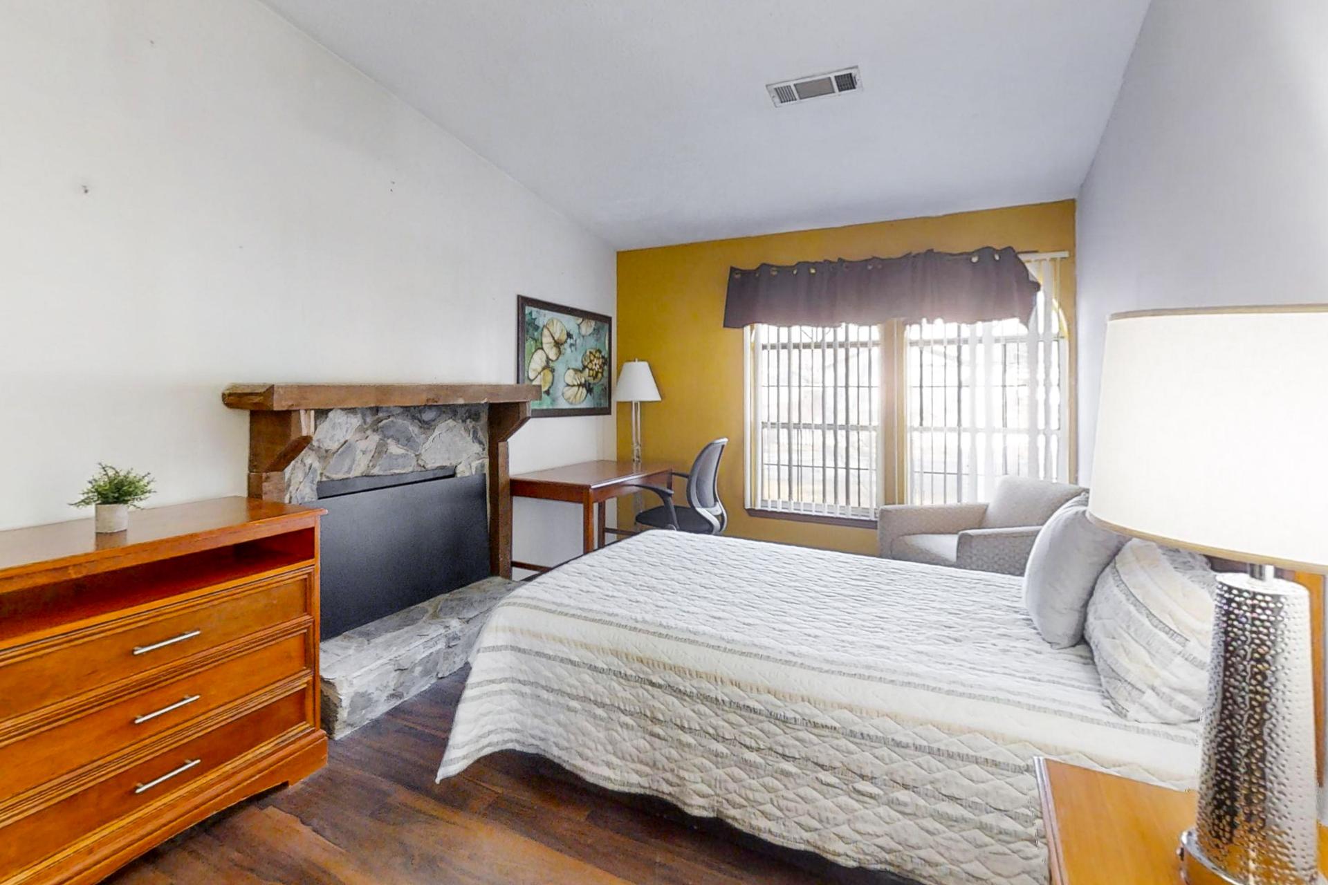 bedroom, detected:bed