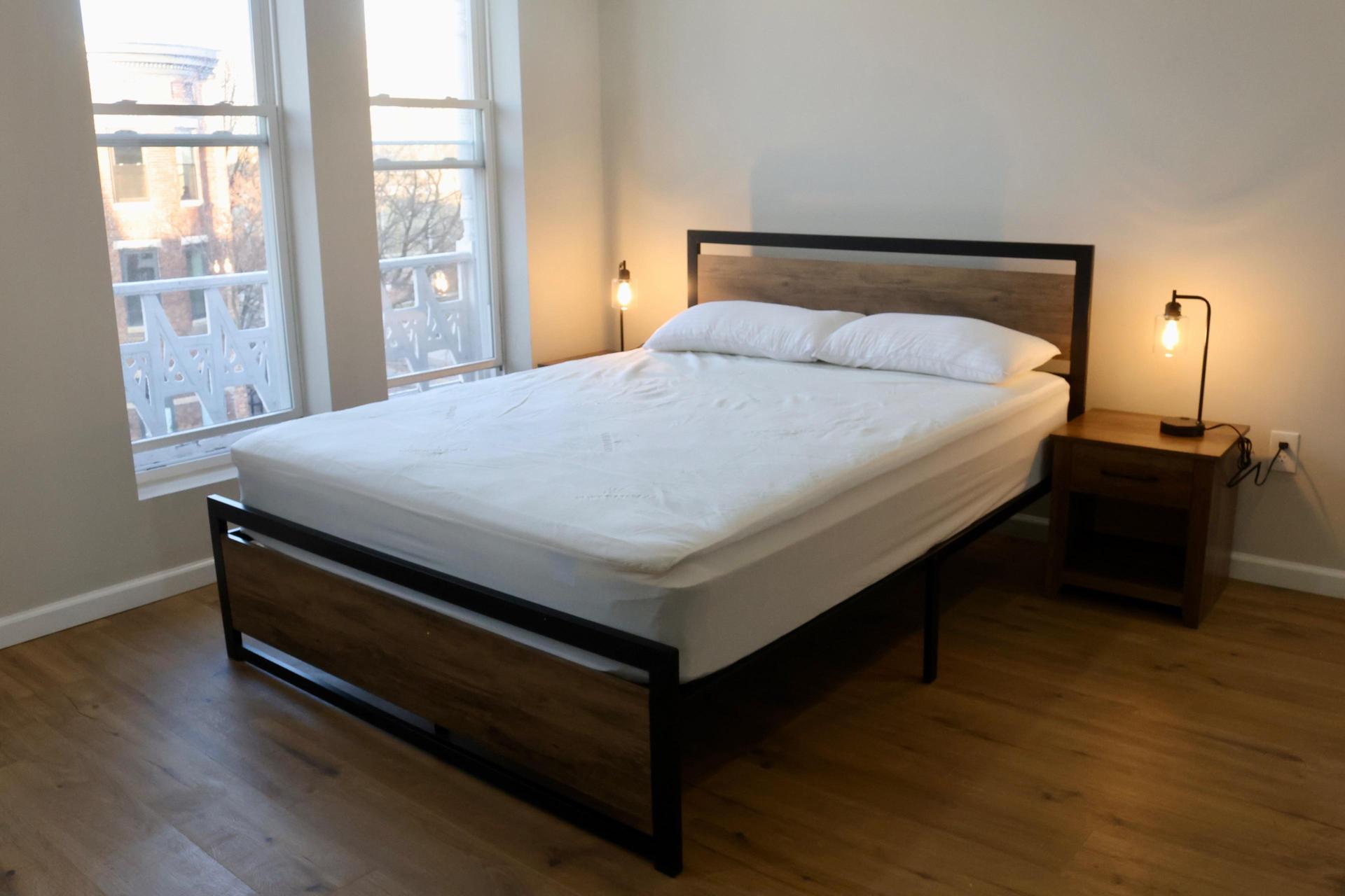 Industrial touch table lamps