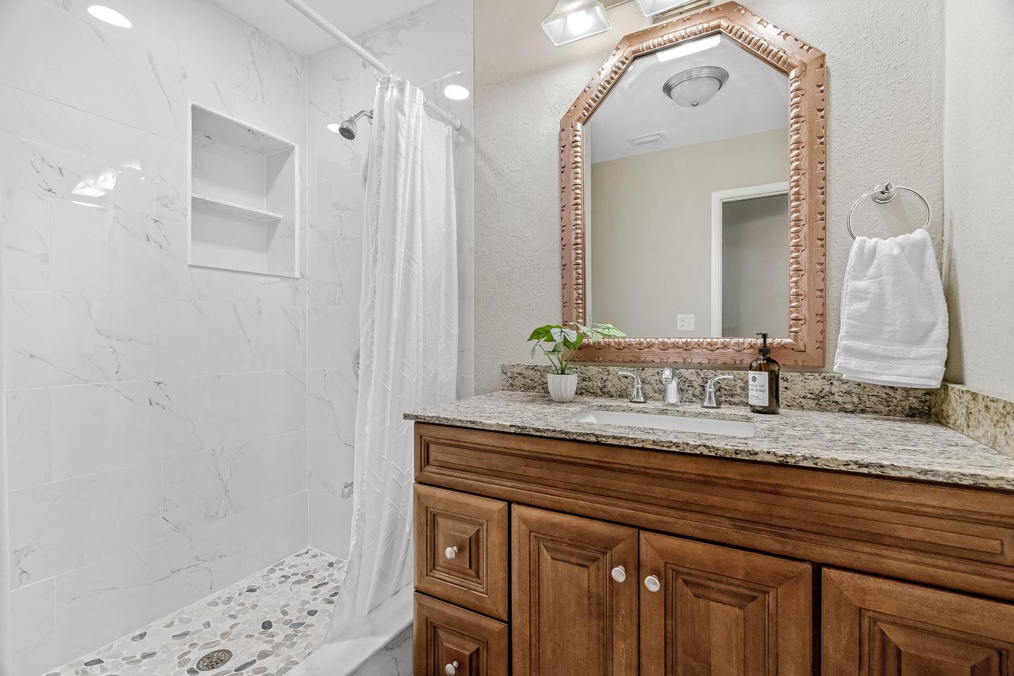 Bathroom(s)